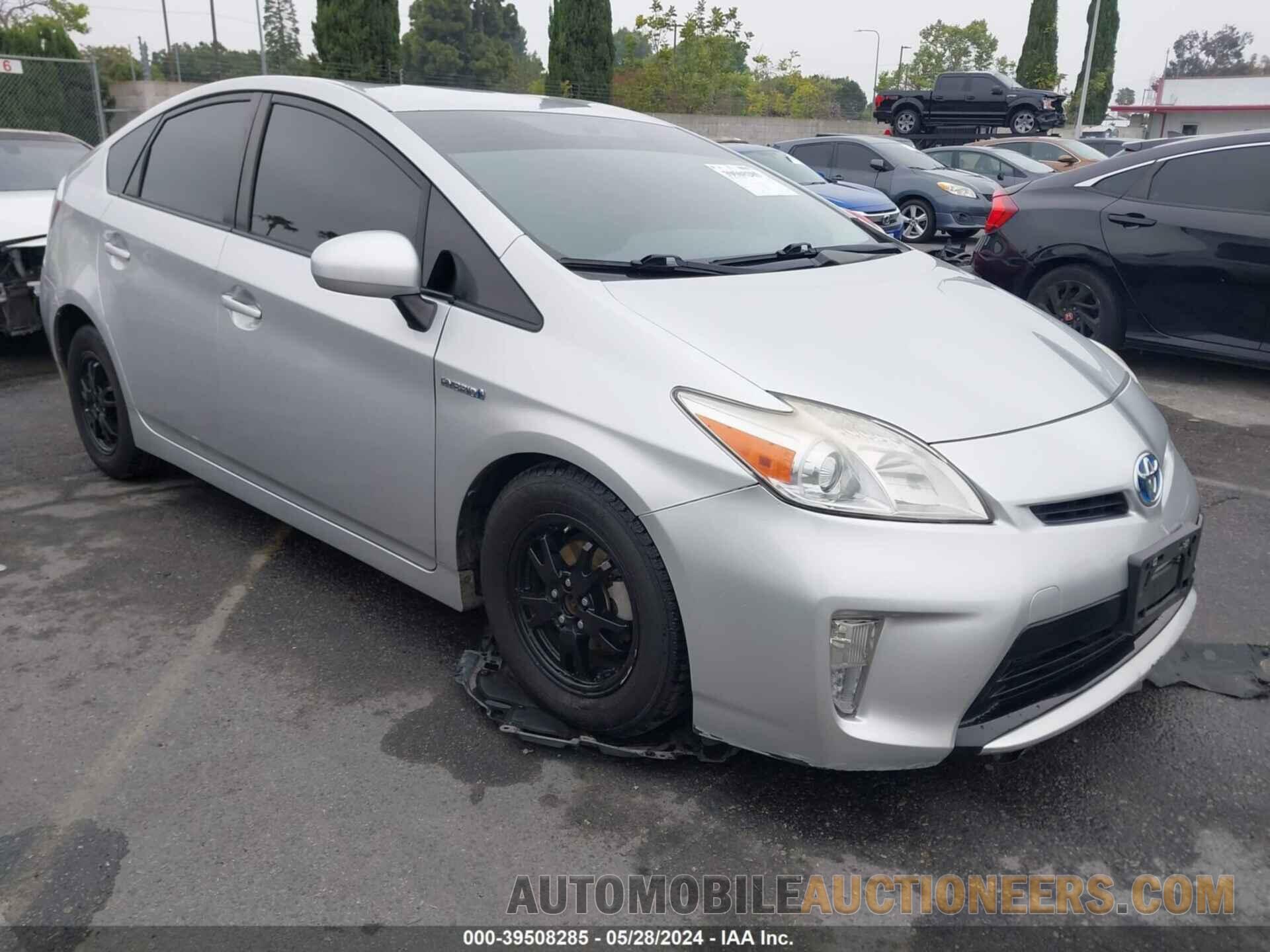 JTDKN3DU2F0468930 TOYOTA PRIUS 2015