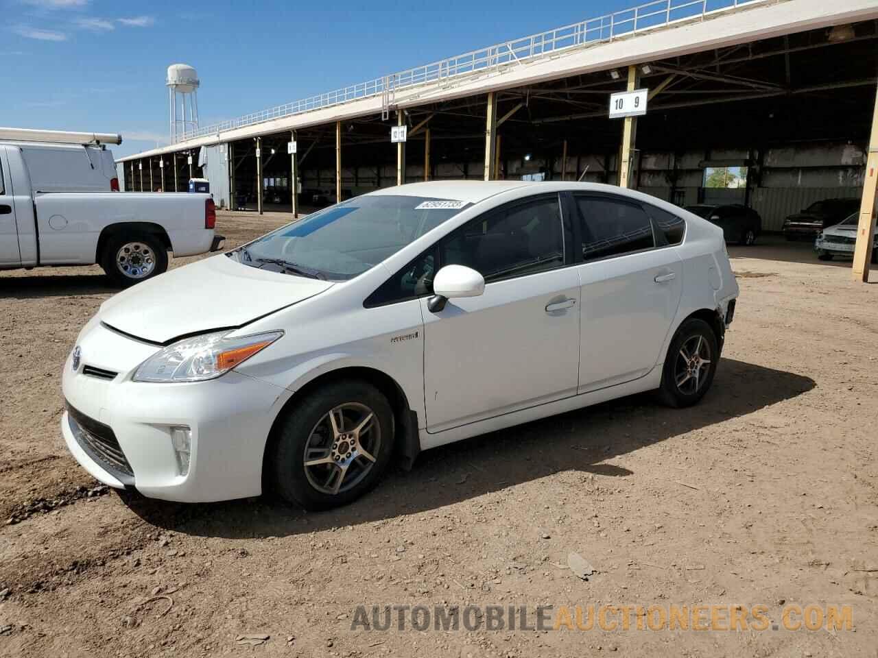 JTDKN3DU2F0474789 TOYOTA PRIUS 2015