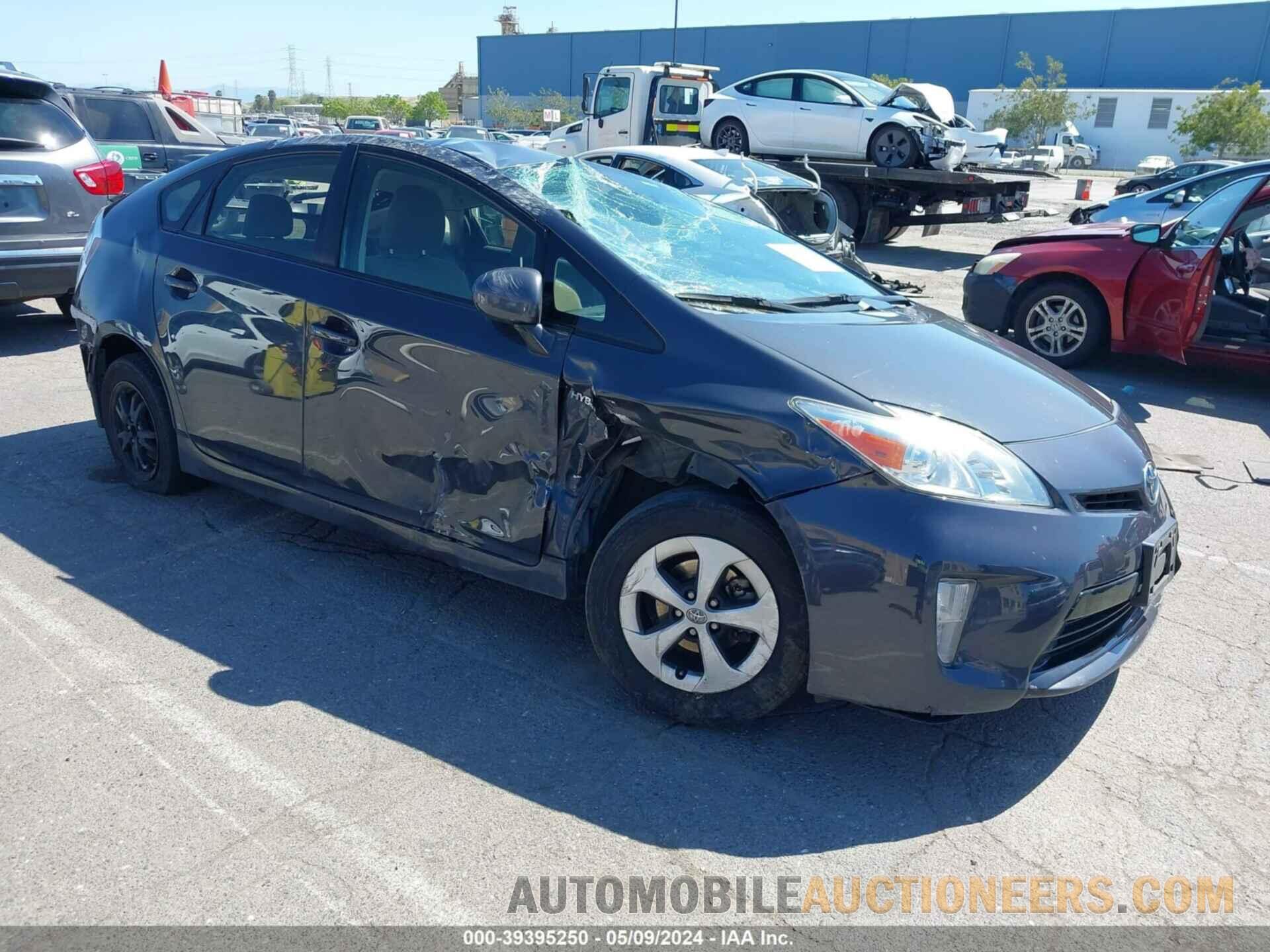 JTDKN3DU2F0476168 TOYOTA PRIUS 2015