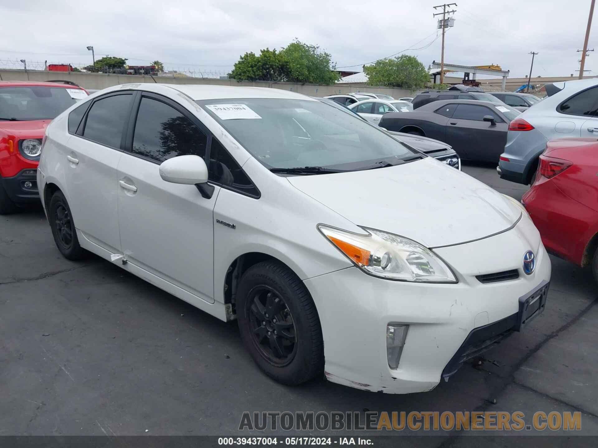 JTDKN3DU2F0484402 TOYOTA PRIUS 2015