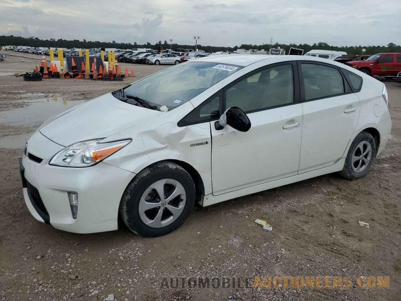 JTDKN3DU2F1898483 TOYOTA PRIUS 2015