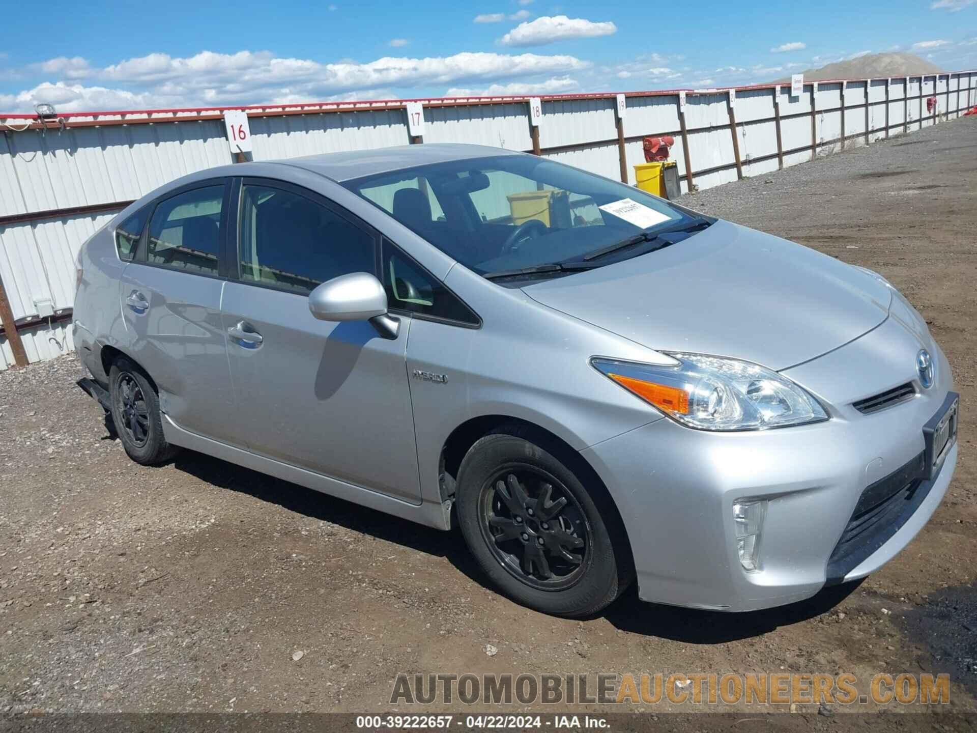 JTDKN3DU2F1901334 TOYOTA PRIUS 2015