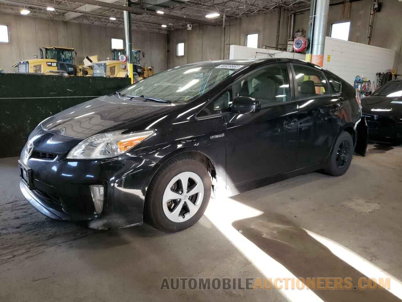 JTDKN3DU2F1908185 TOYOTA PRIUS 2015