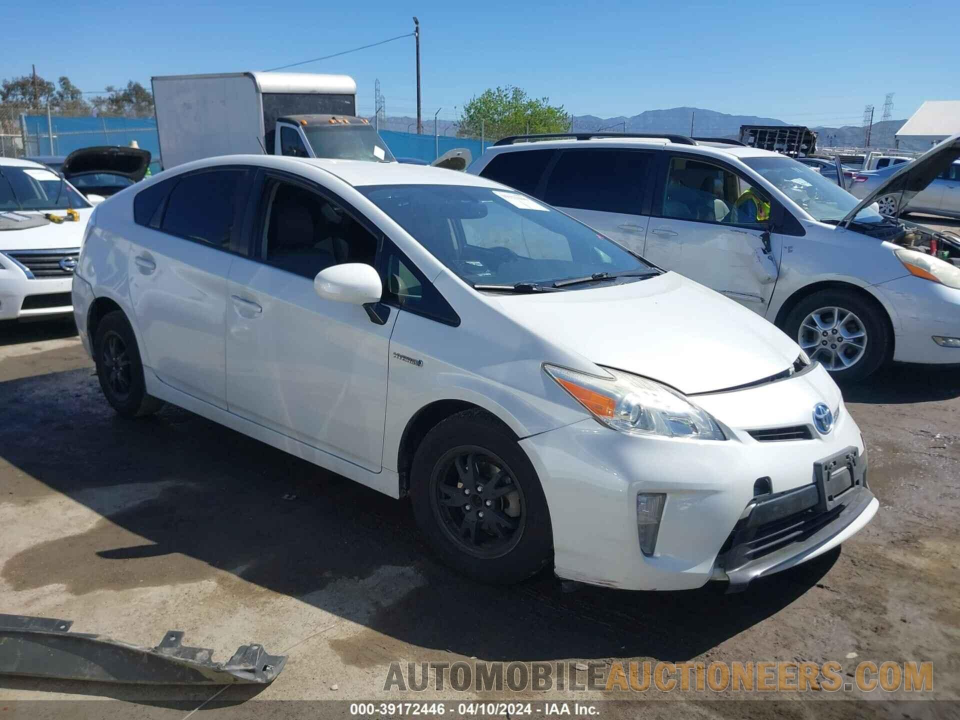 JTDKN3DU2F1924791 TOYOTA PRIUS 2015