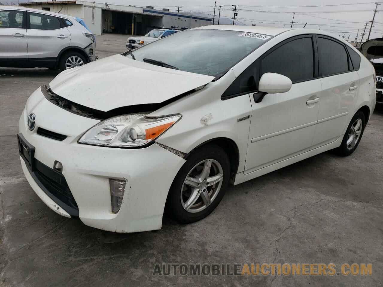 JTDKN3DU2F1932714 TOYOTA PRIUS 2015