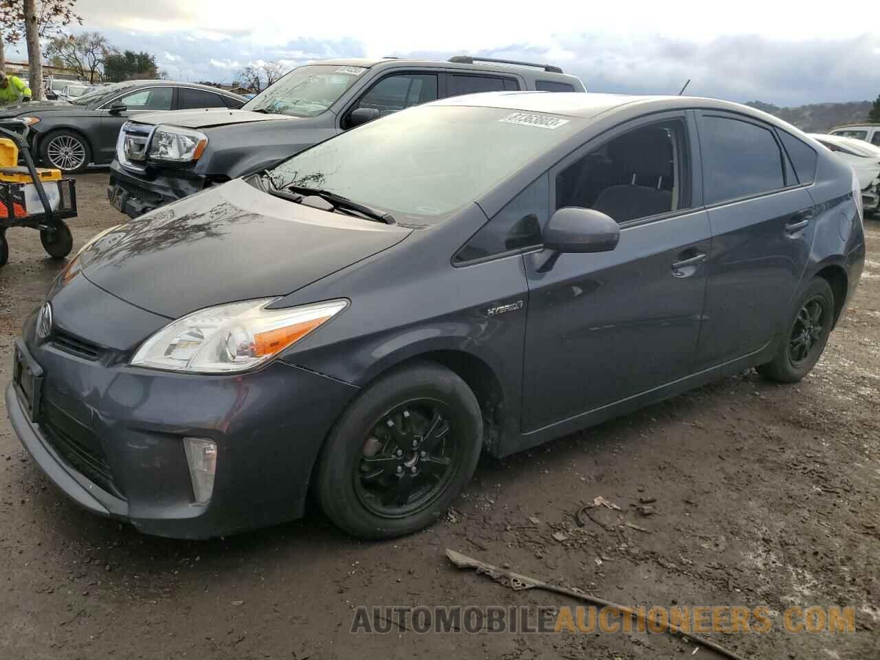 JTDKN3DU2F1939842 TOYOTA PRIUS 2015