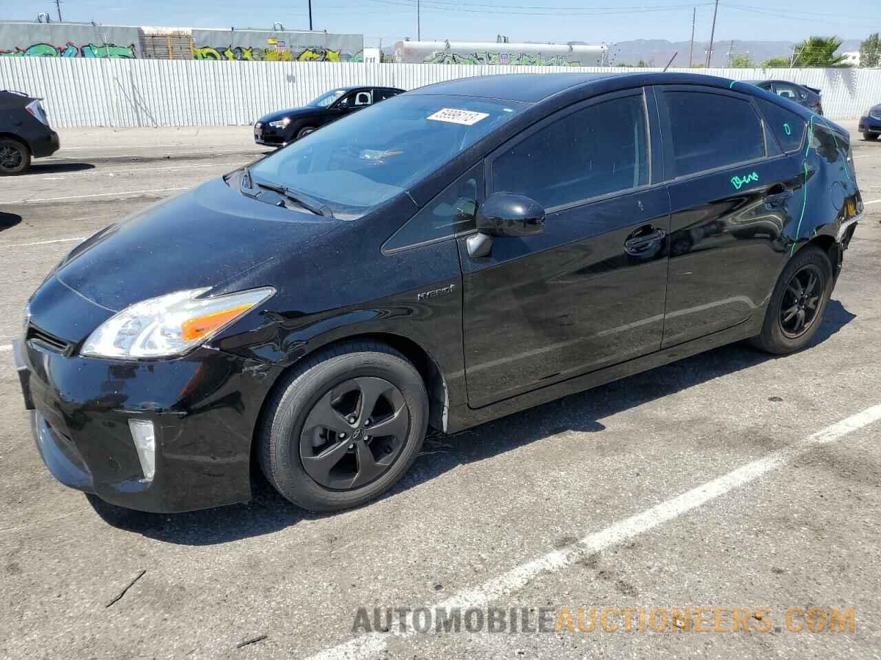 JTDKN3DU2F1961078 TOYOTA PRIUS 2015