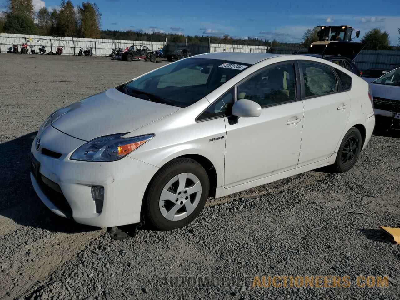 JTDKN3DU2F1986983 TOYOTA PRIUS 2015