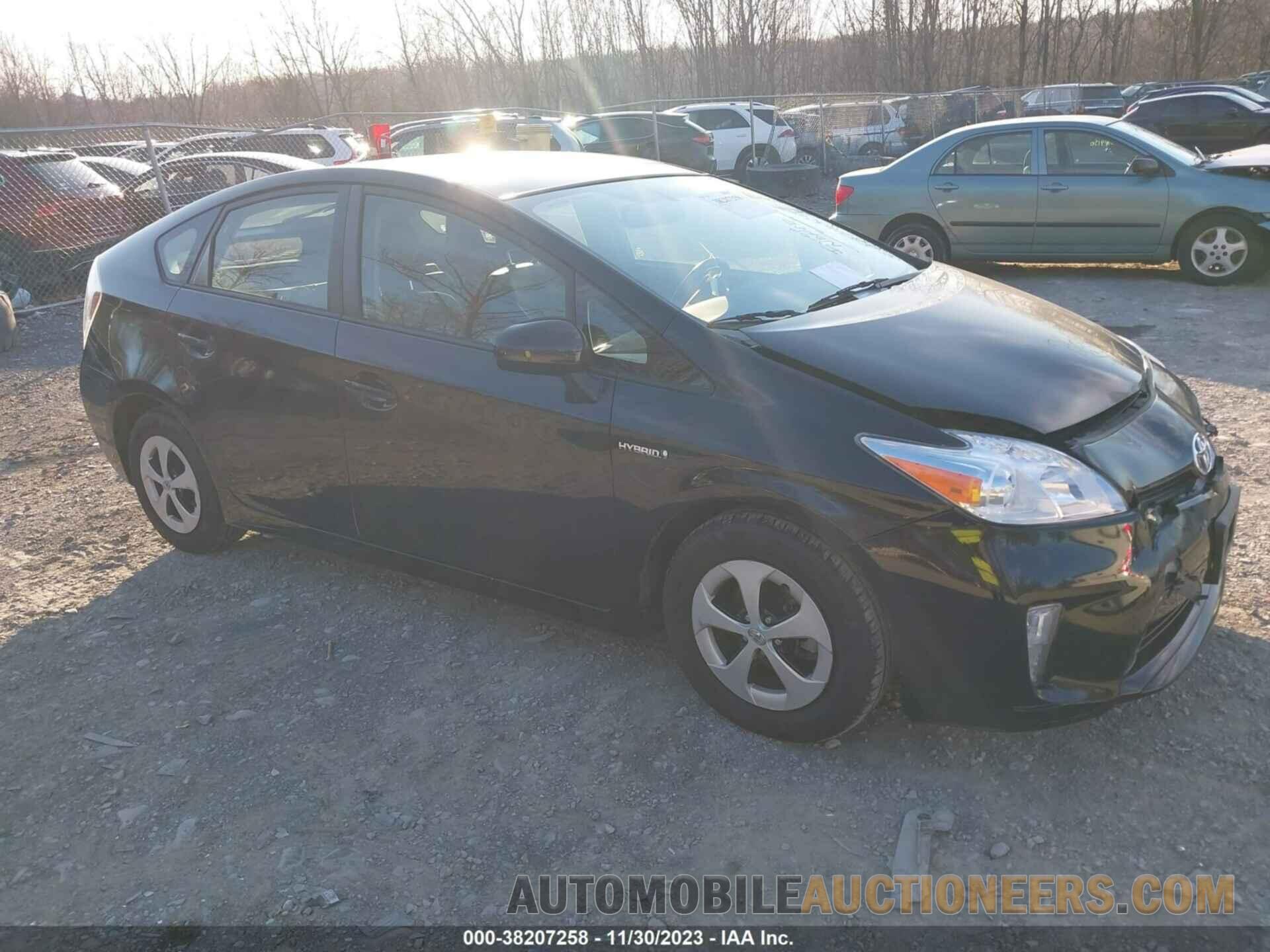 JTDKN3DU2F1995649 TOYOTA PRIUS 2015