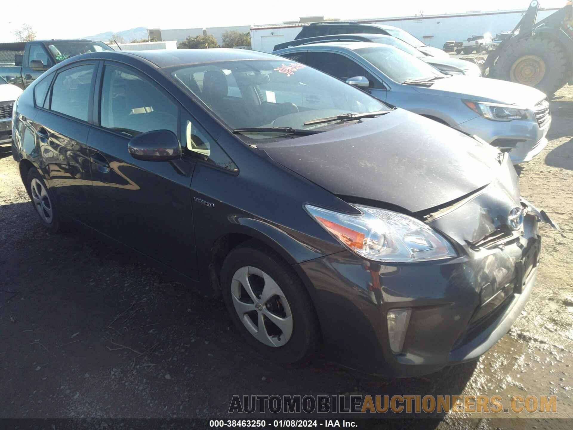 JTDKN3DU2F2003648 TOYOTA PRIUS 2015