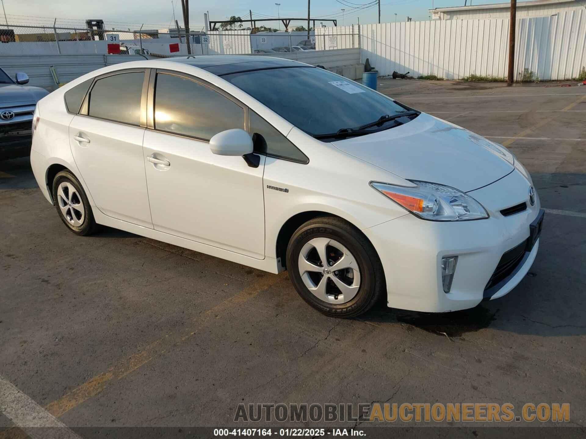 JTDKN3DU3D5544624 TOYOTA PRIUS 2013