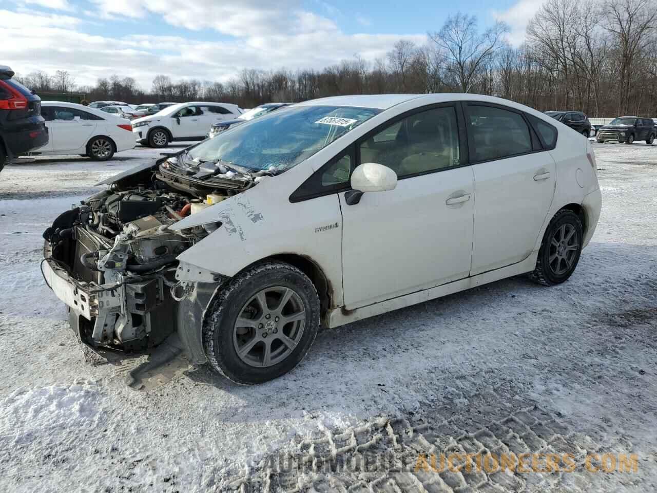 JTDKN3DU3E1736070 TOYOTA PRIUS 2014