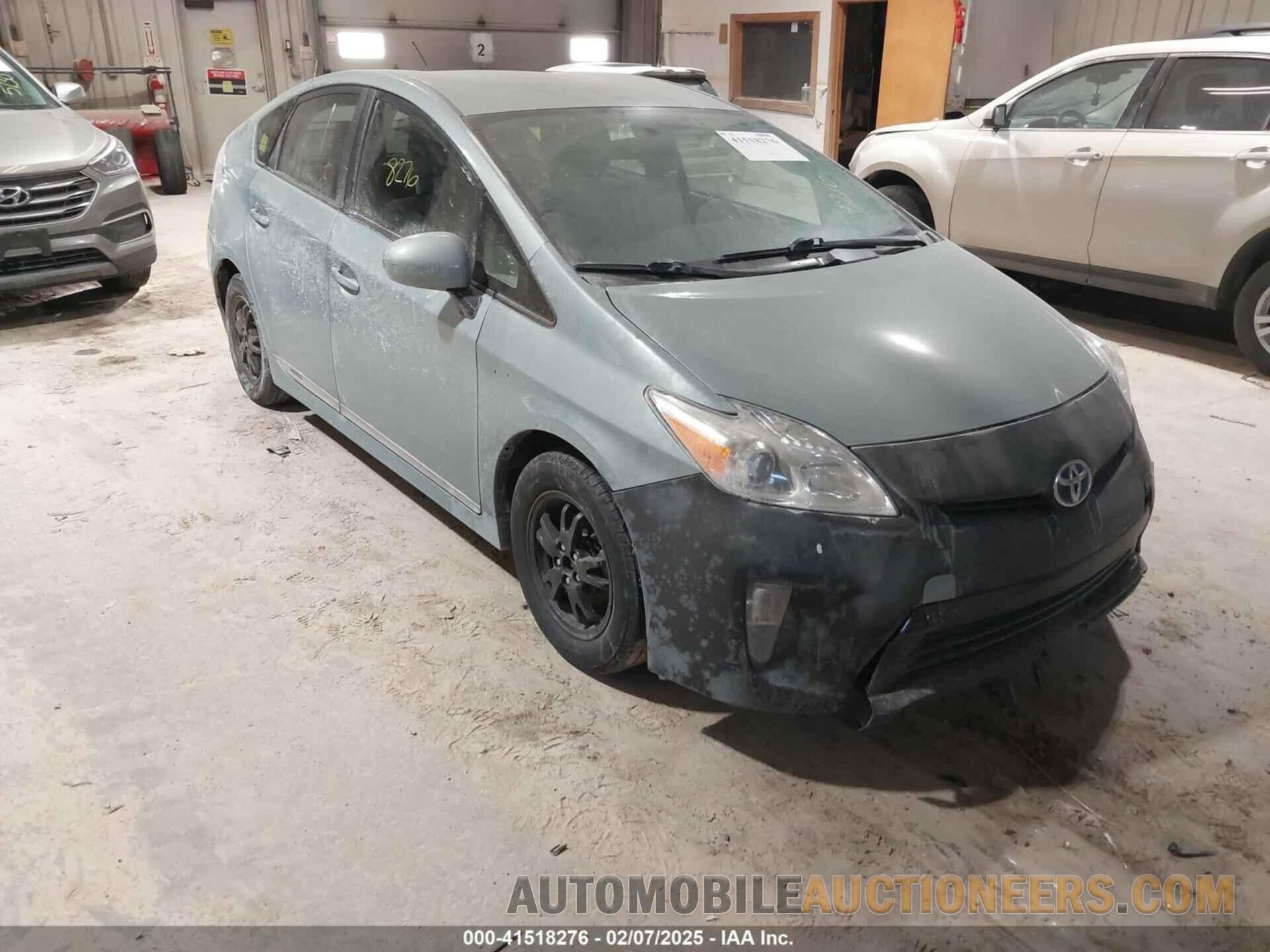 JTDKN3DU3E1756965 TOYOTA PRIUS 2014