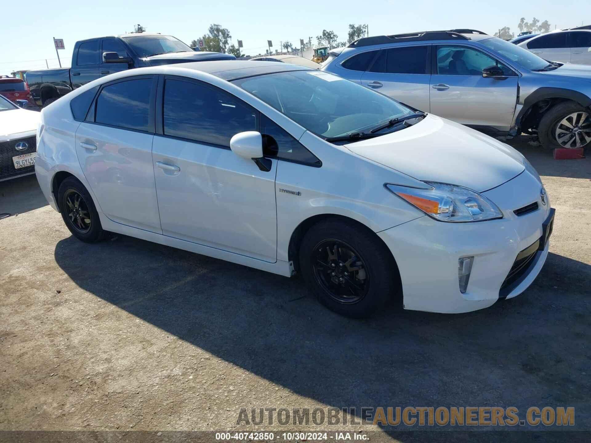 JTDKN3DU3E1794096 TOYOTA PRIUS 2014