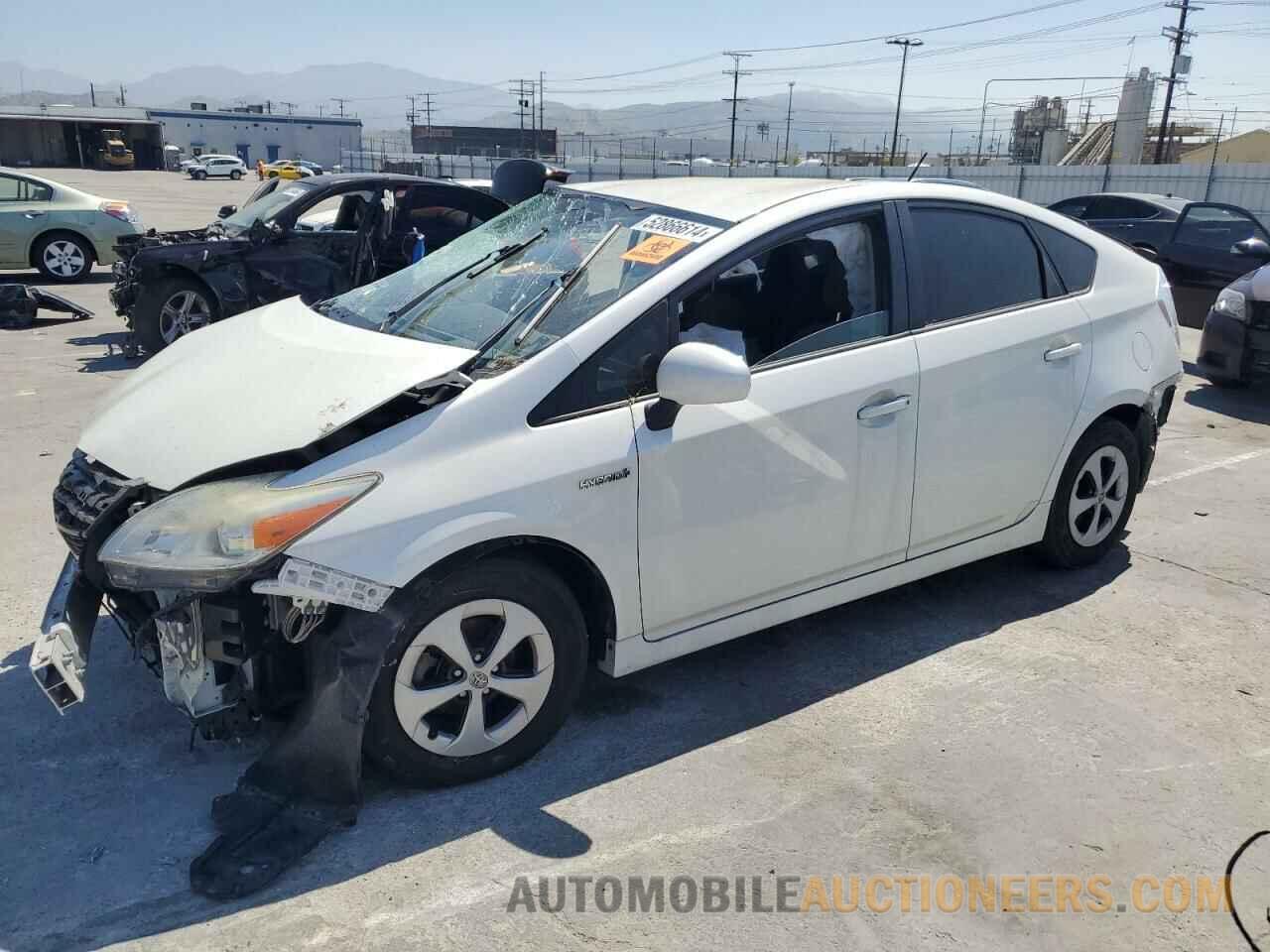 JTDKN3DU3F0399200 TOYOTA PRIUS 2015