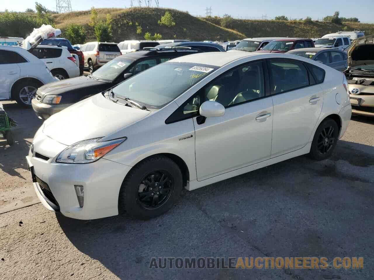 JTDKN3DU3F0411295 TOYOTA PRIUS 2015