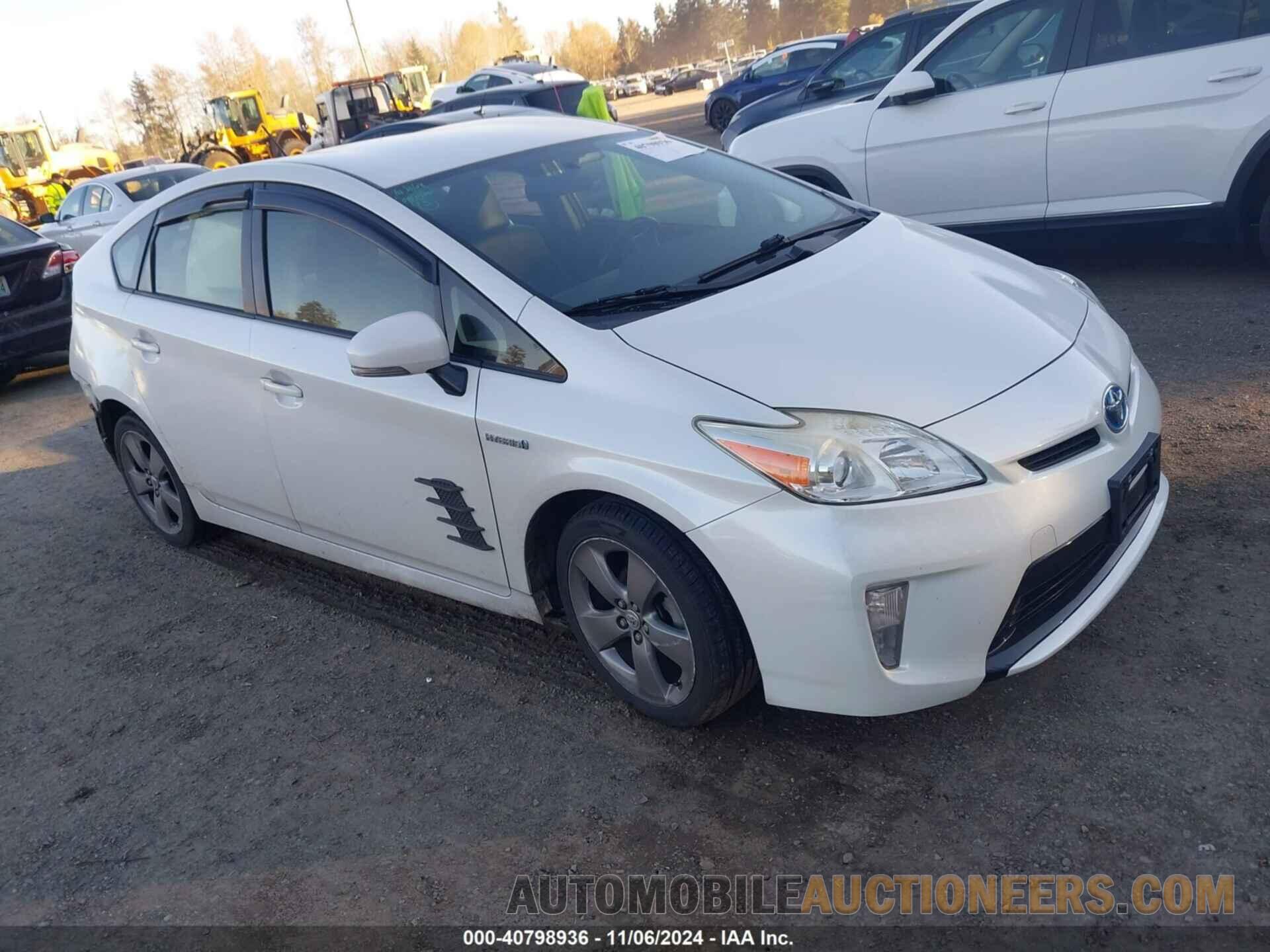 JTDKN3DU3F0414911 TOYOTA PRIUS 2015