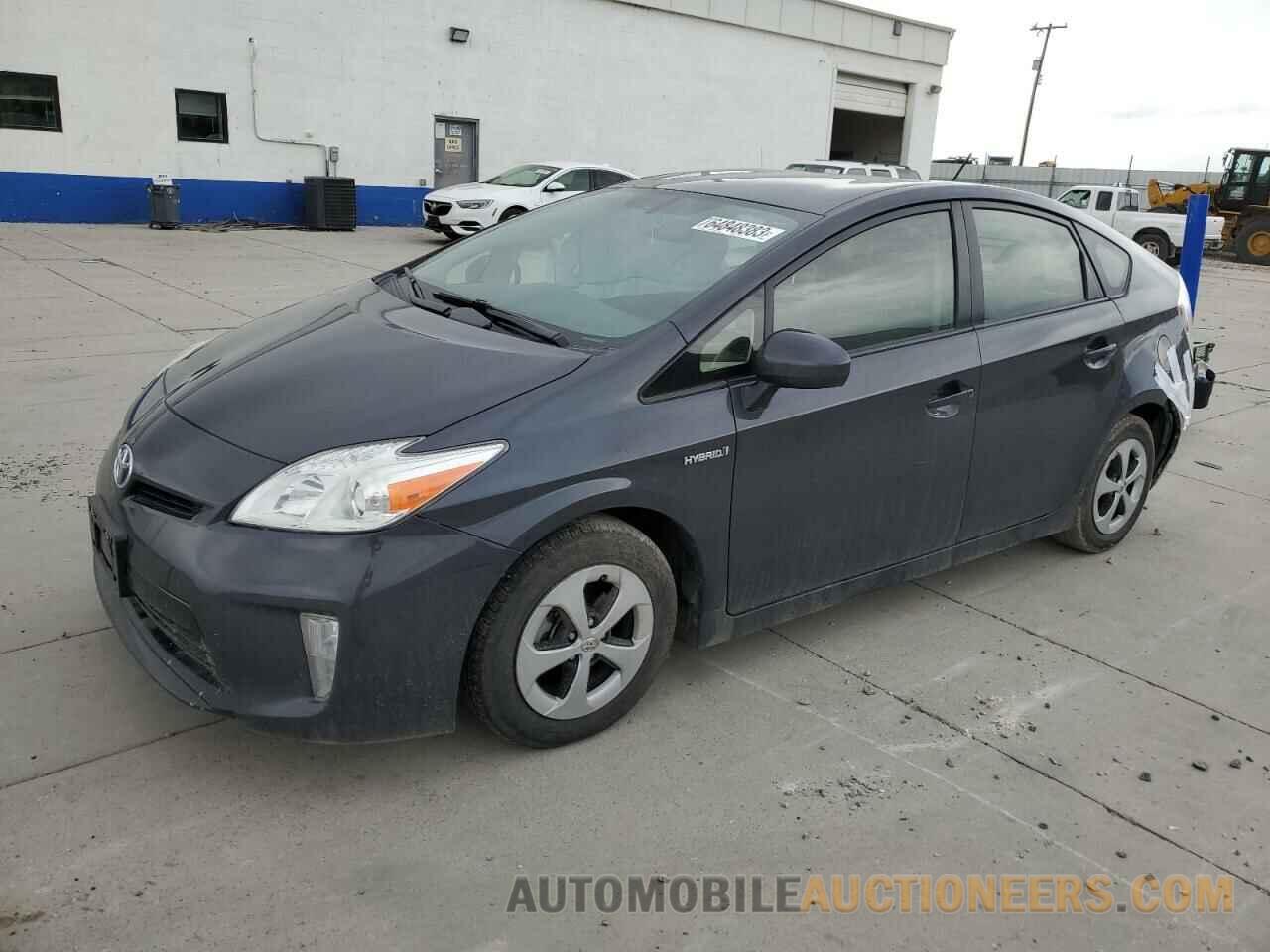 JTDKN3DU3F0423821 TOYOTA PRIUS 2015