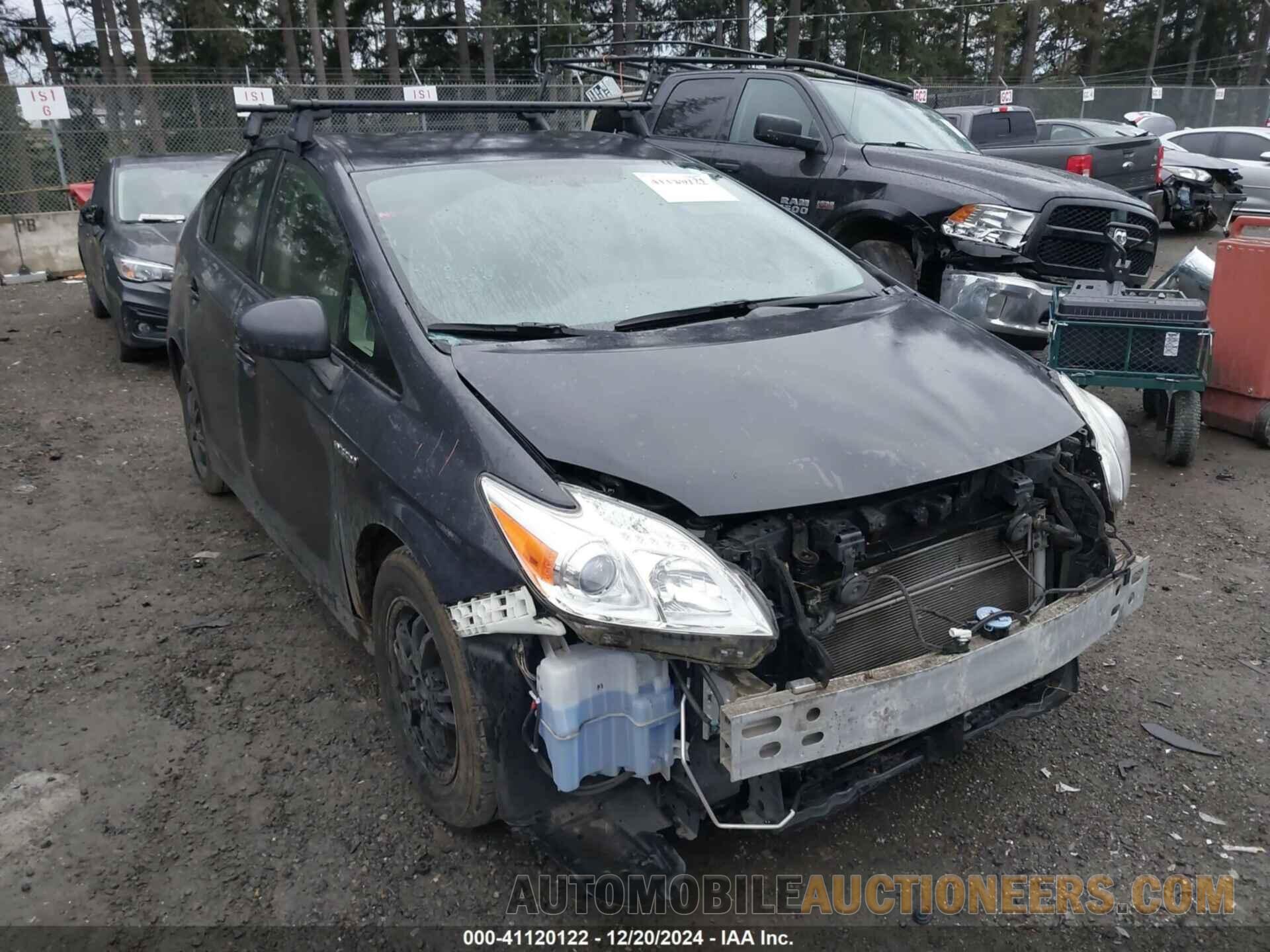 JTDKN3DU3F0436648 TOYOTA PRIUS 2015