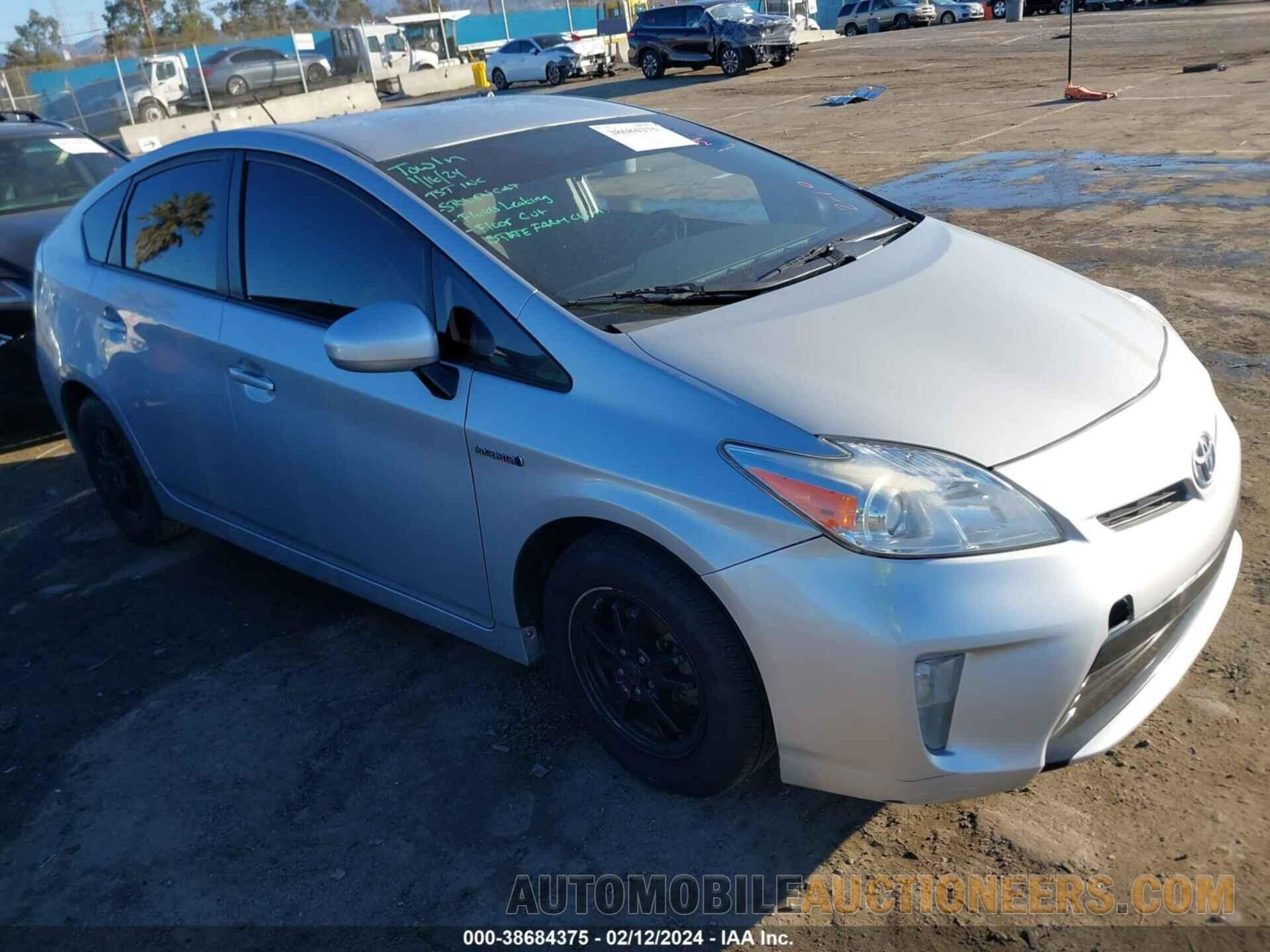 JTDKN3DU3F0447360 TOYOTA PRIUS 2015