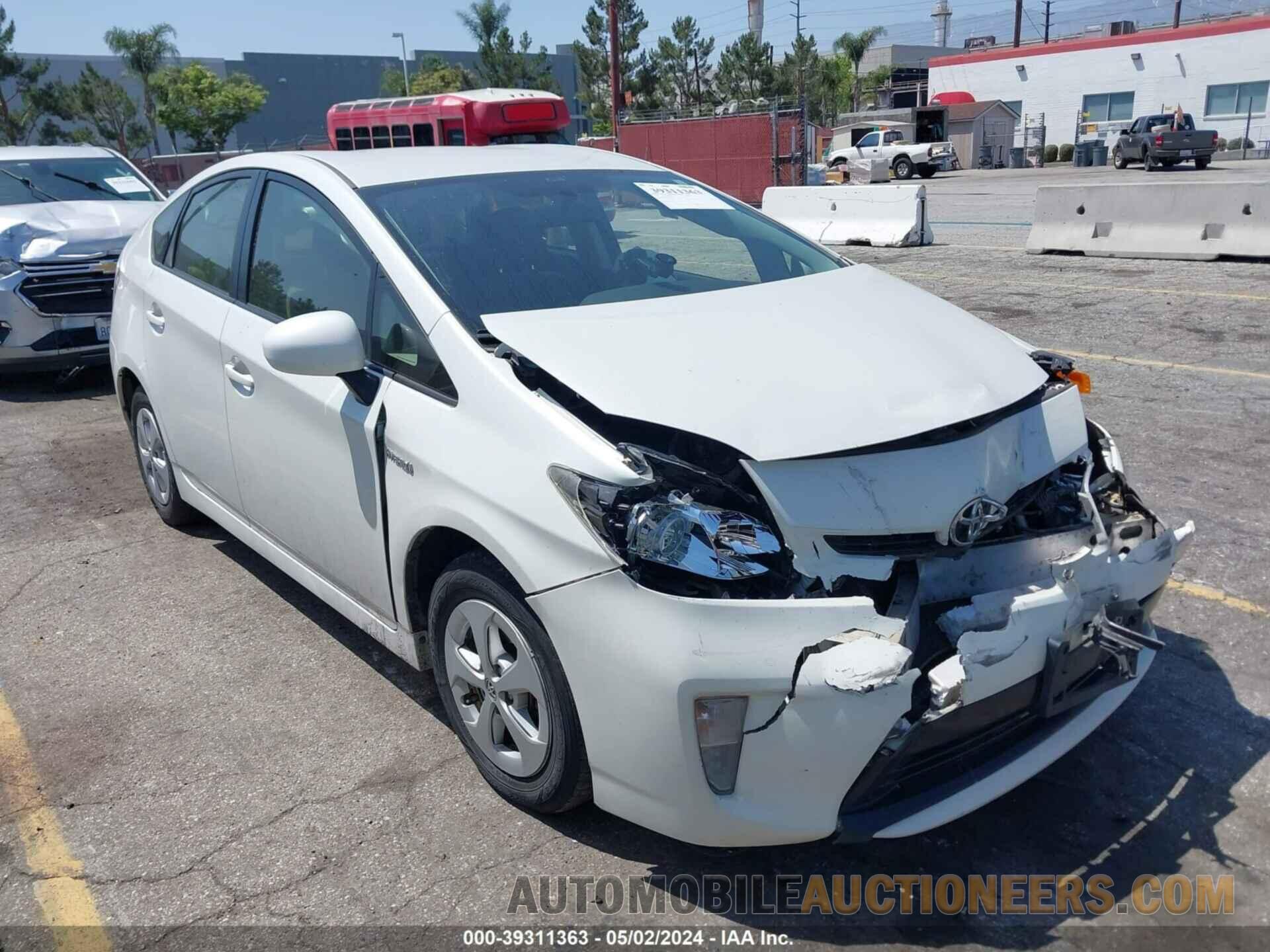 JTDKN3DU3F0457919 TOYOTA PRIUS 2015