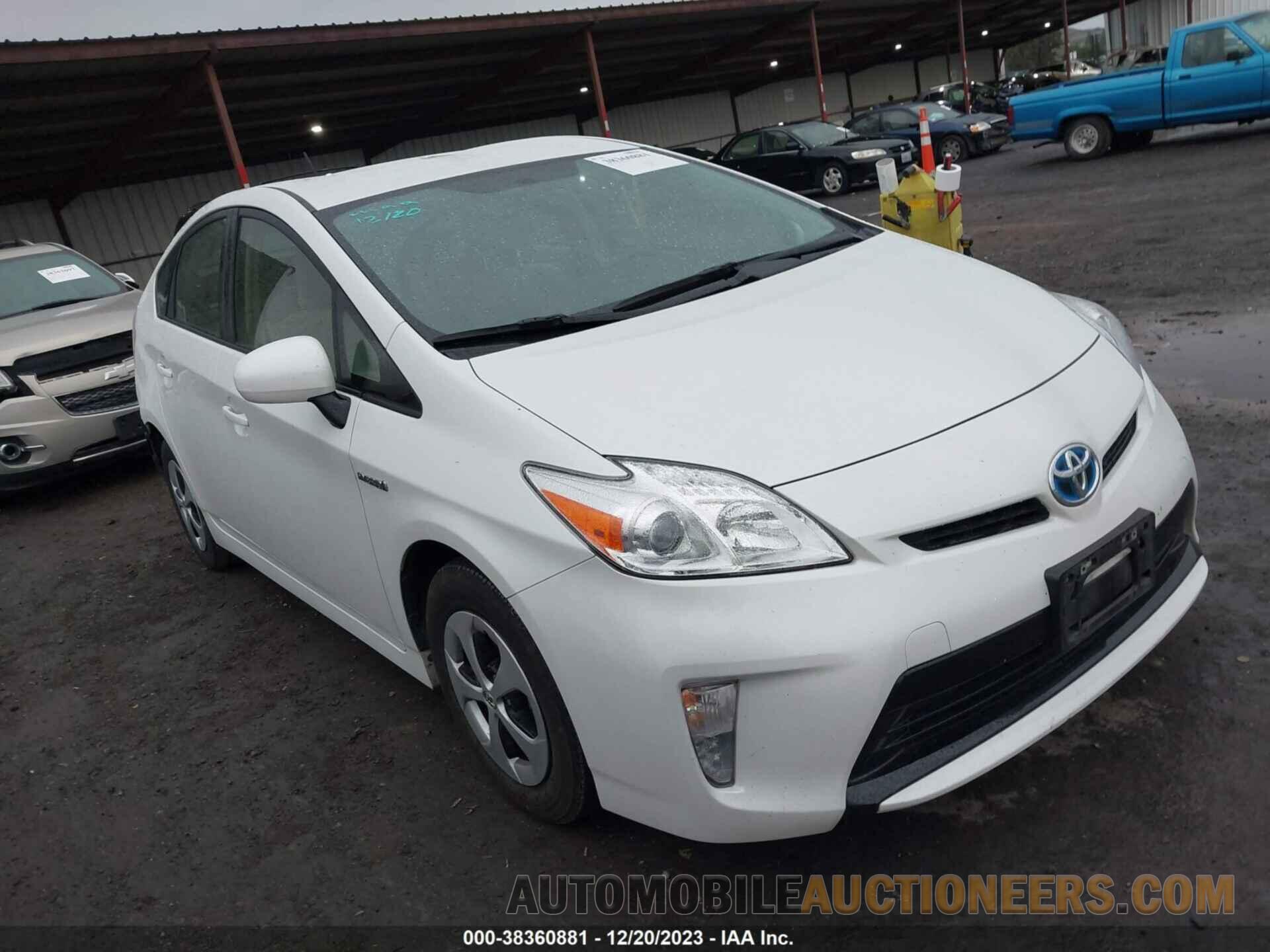 JTDKN3DU3F0463820 TOYOTA PRIUS 2015