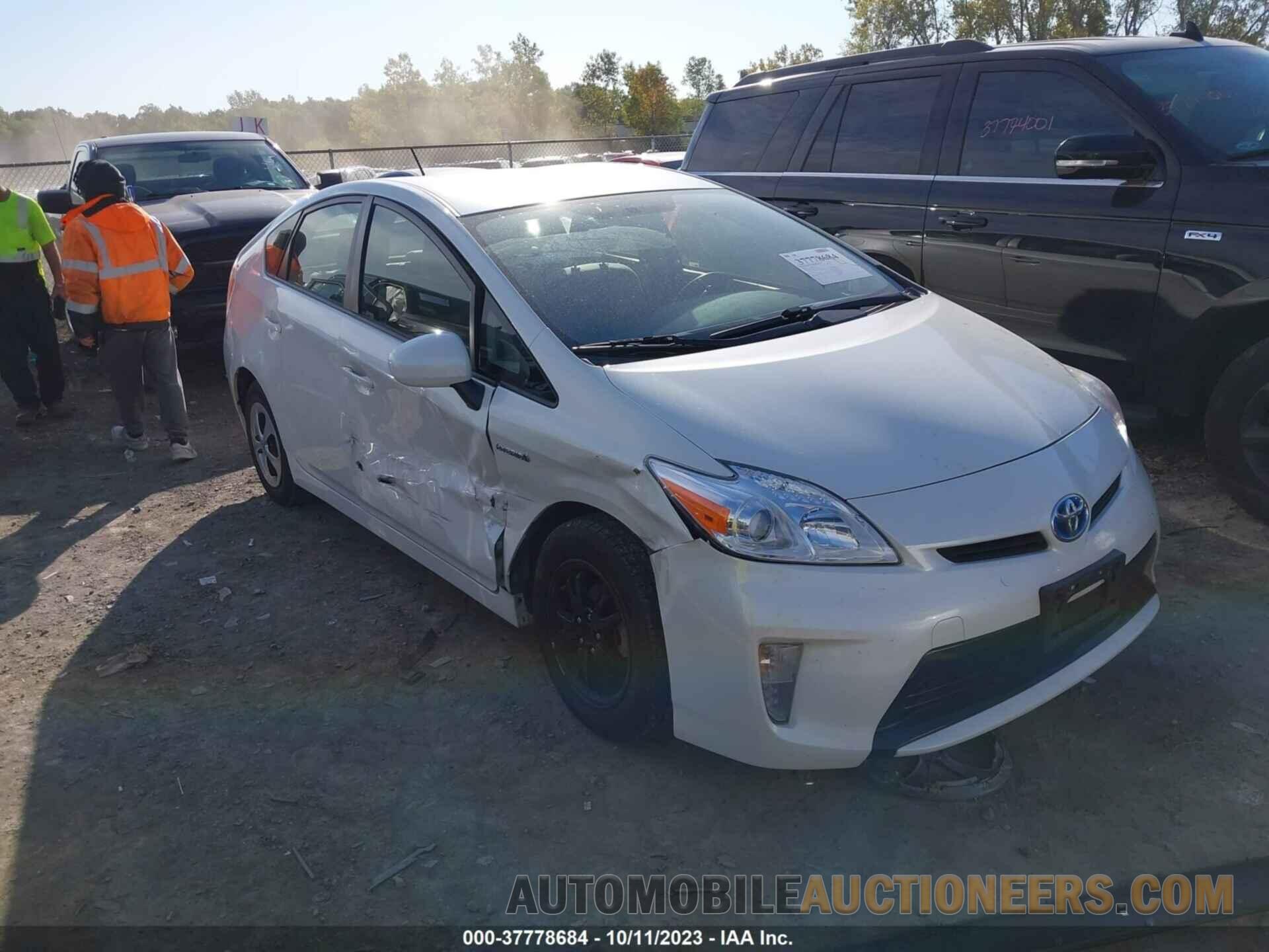 JTDKN3DU3F1876234 TOYOTA PRIUS 2015