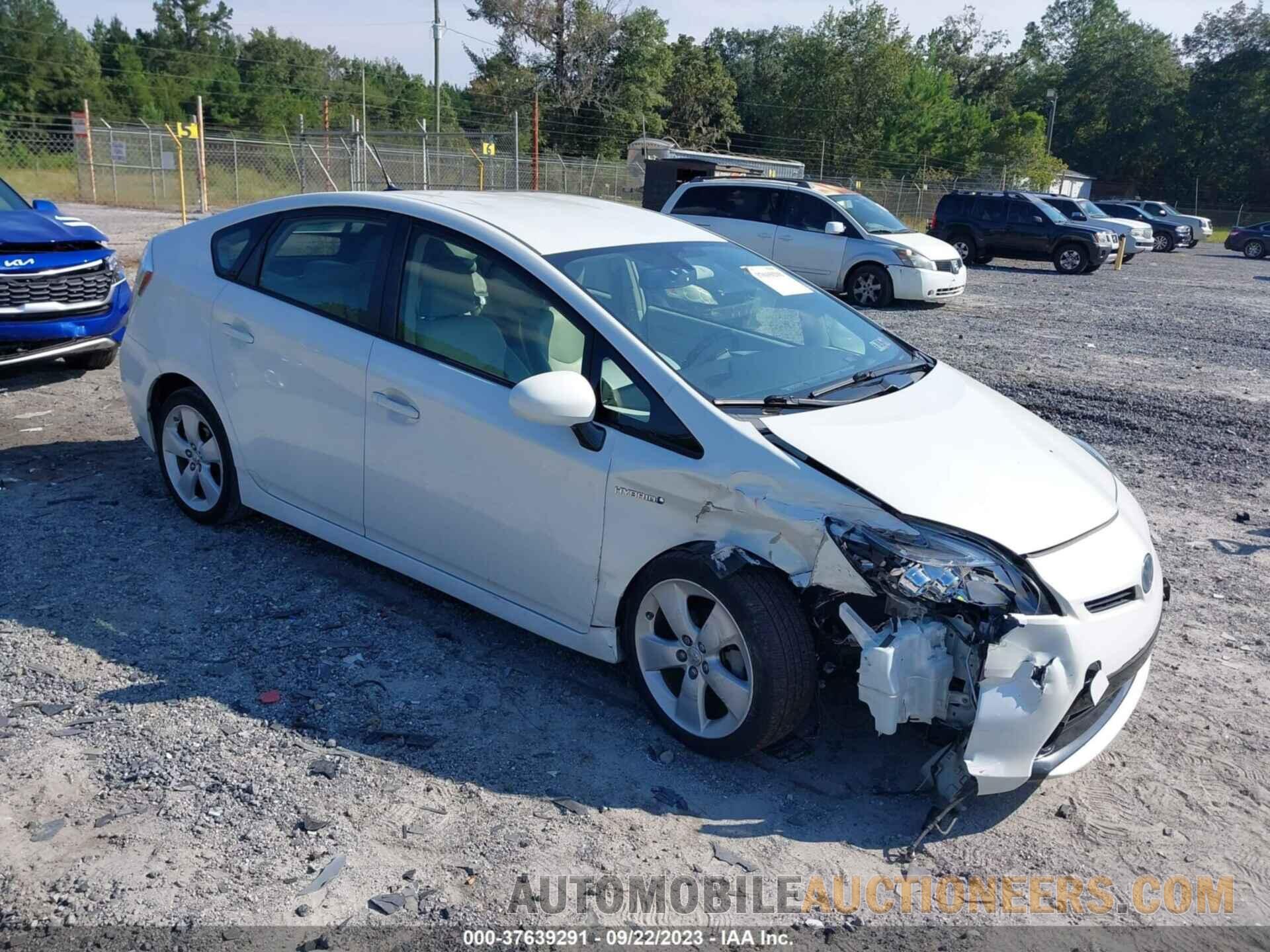 JTDKN3DU3F1878419 TOYOTA PRIUS 2015