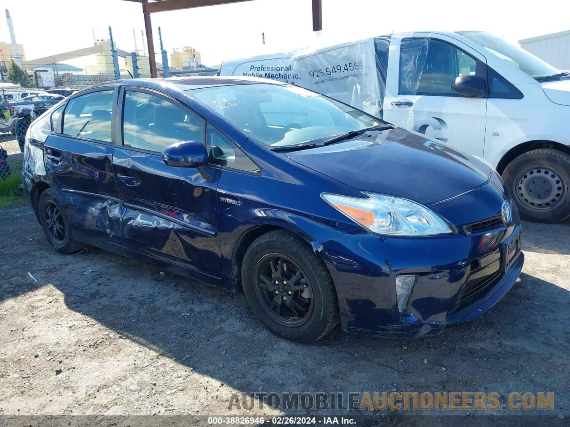 JTDKN3DU3F1905554 TOYOTA PRIUS 2015