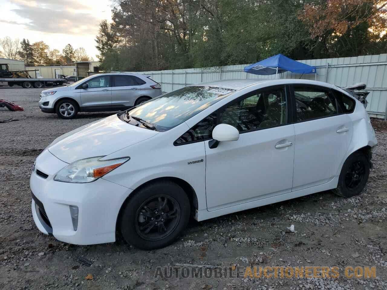 JTDKN3DU3F1920636 TOYOTA PRIUS 2015