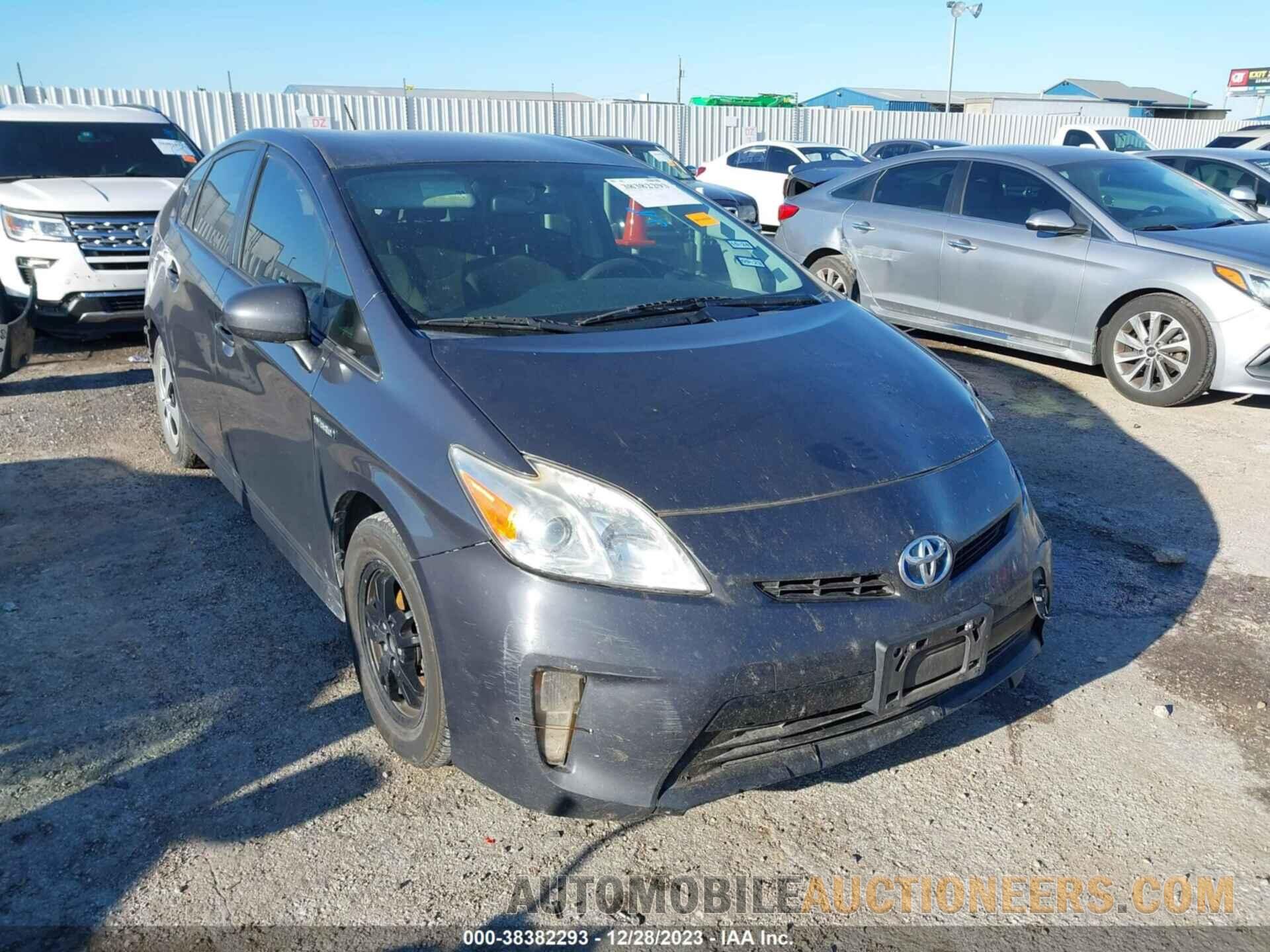 JTDKN3DU3F1939574 TOYOTA PRIUS 2015