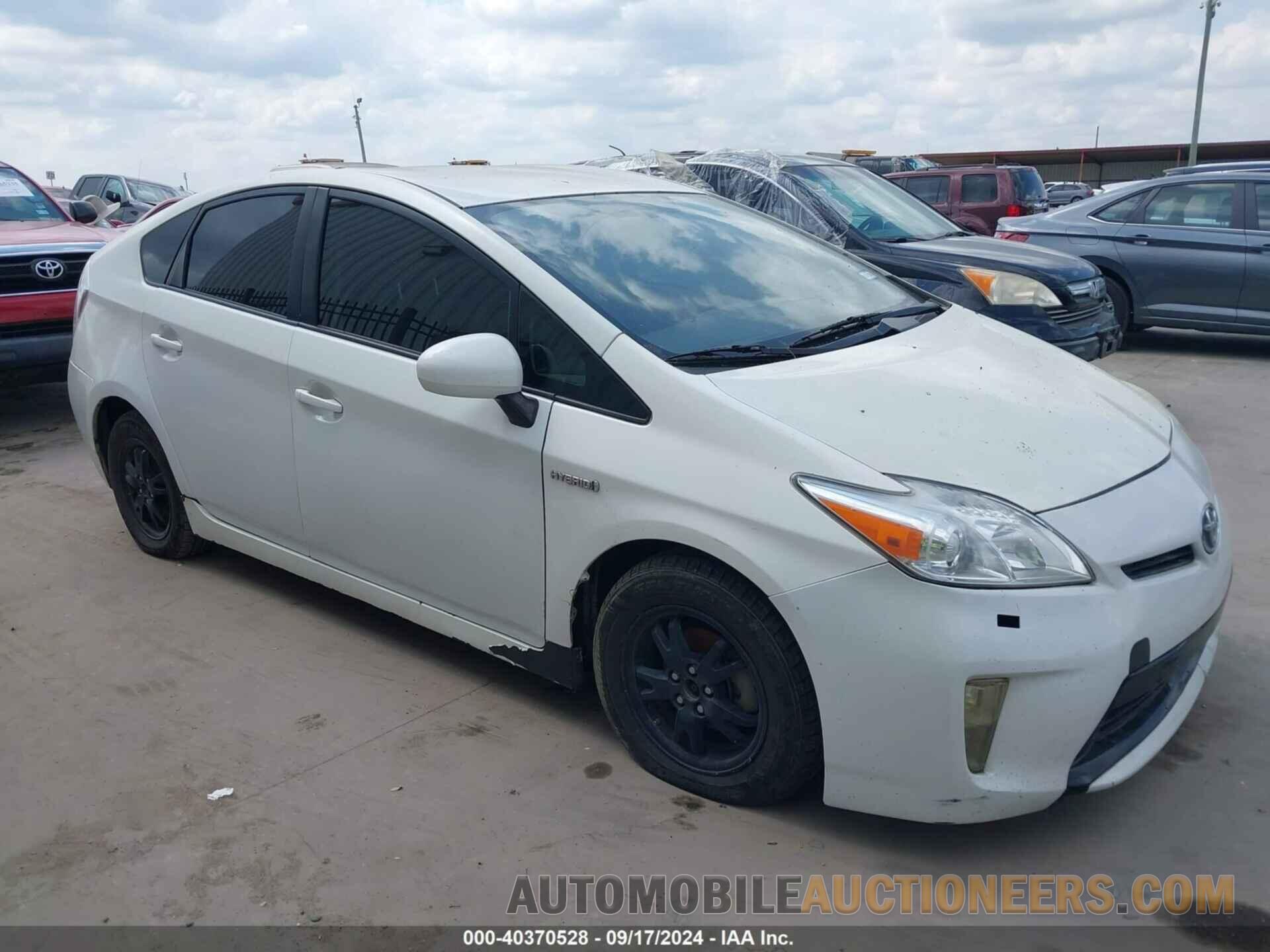 JTDKN3DU3F1949070 TOYOTA PRIUS 2015