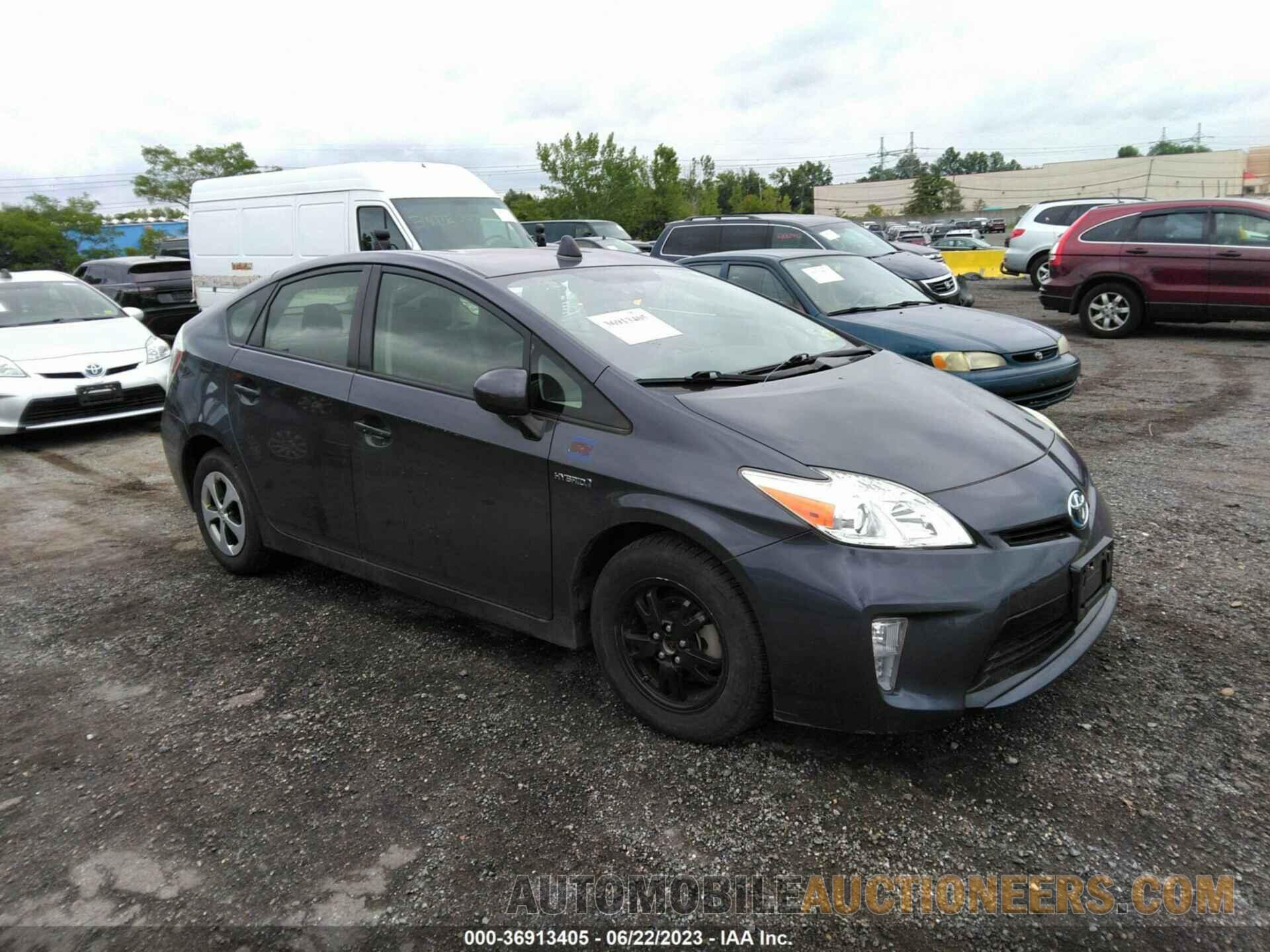 JTDKN3DU3F1950932 TOYOTA PRIUS 2015