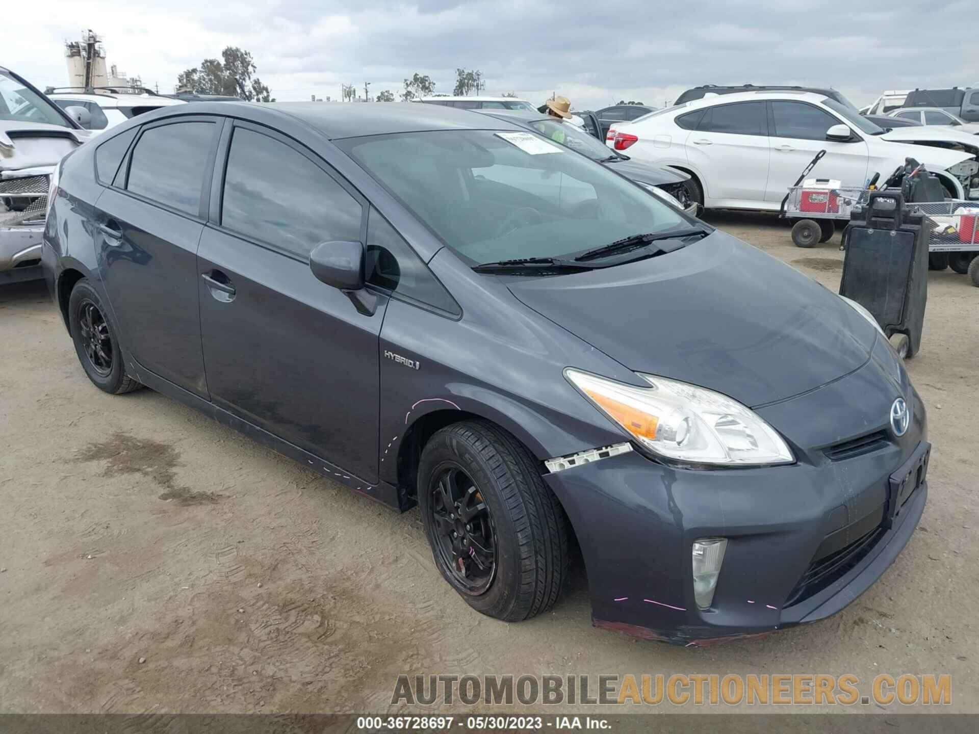 JTDKN3DU3F1996678 TOYOTA PRIUS 2015