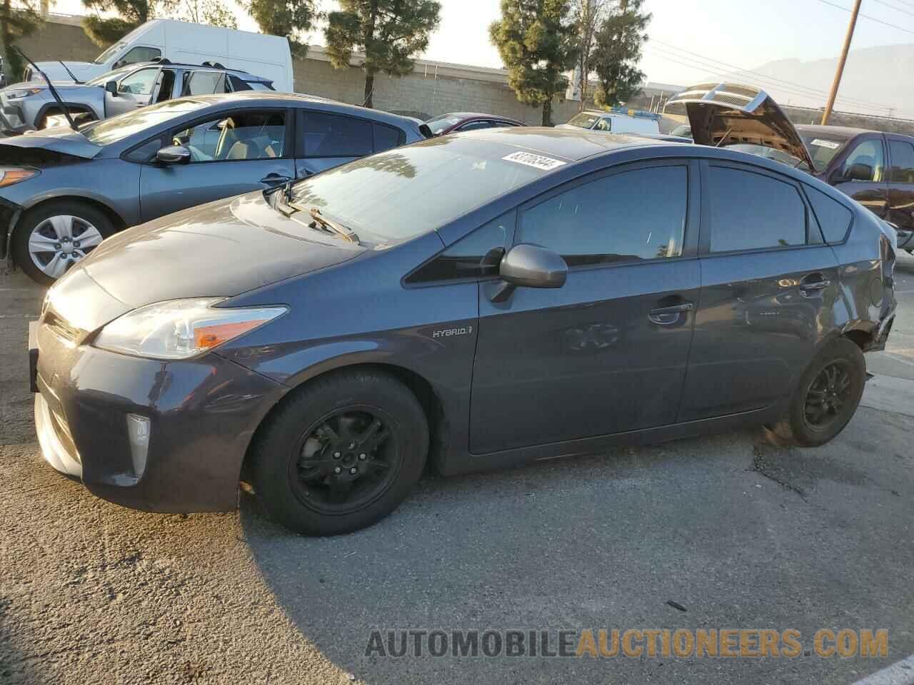 JTDKN3DU3F2004078 TOYOTA PRIUS 2015