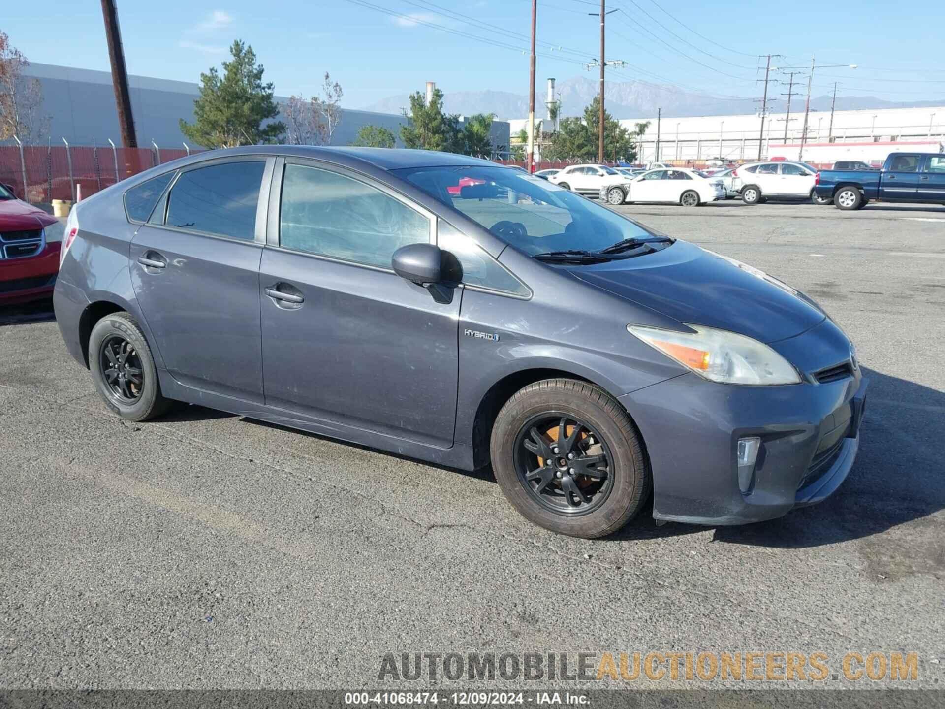 JTDKN3DU4D5602627 TOYOTA PRIUS 2013