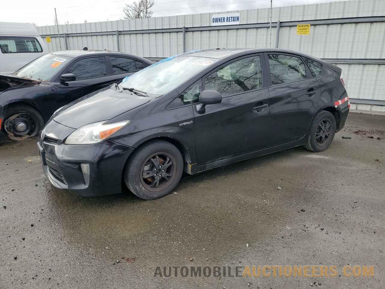 JTDKN3DU4E1779123 TOYOTA PRIUS 2014