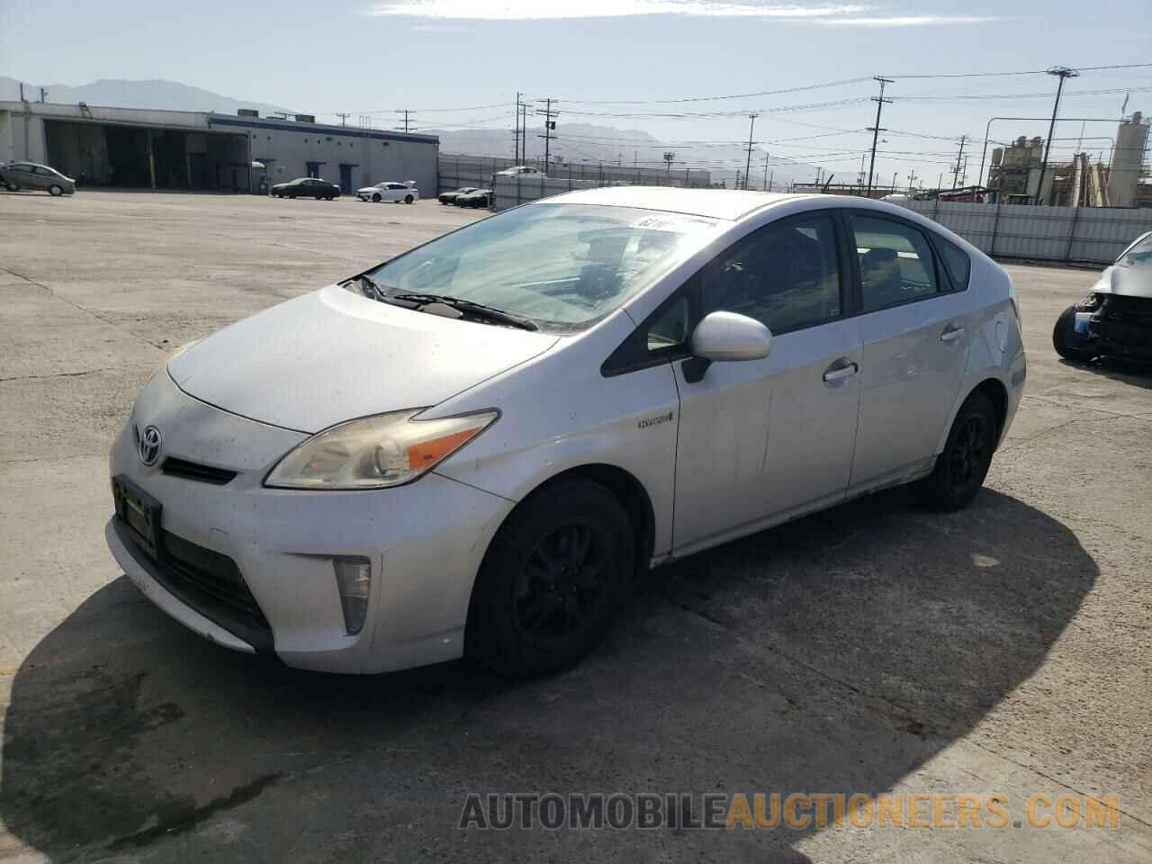 JTDKN3DU4F0398685 TOYOTA PRIUS 2015