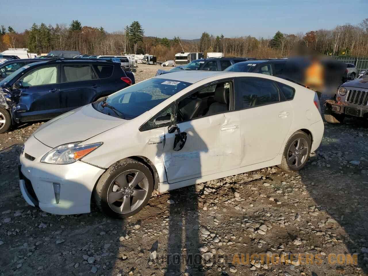 JTDKN3DU4F0405943 TOYOTA PRIUS 2015