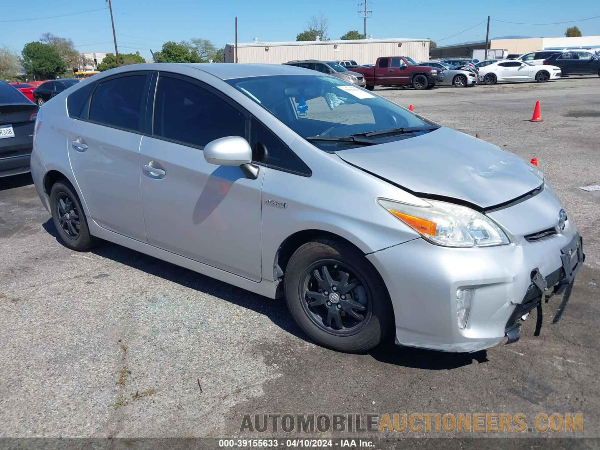 JTDKN3DU4F0410253 TOYOTA PRIUS 2015