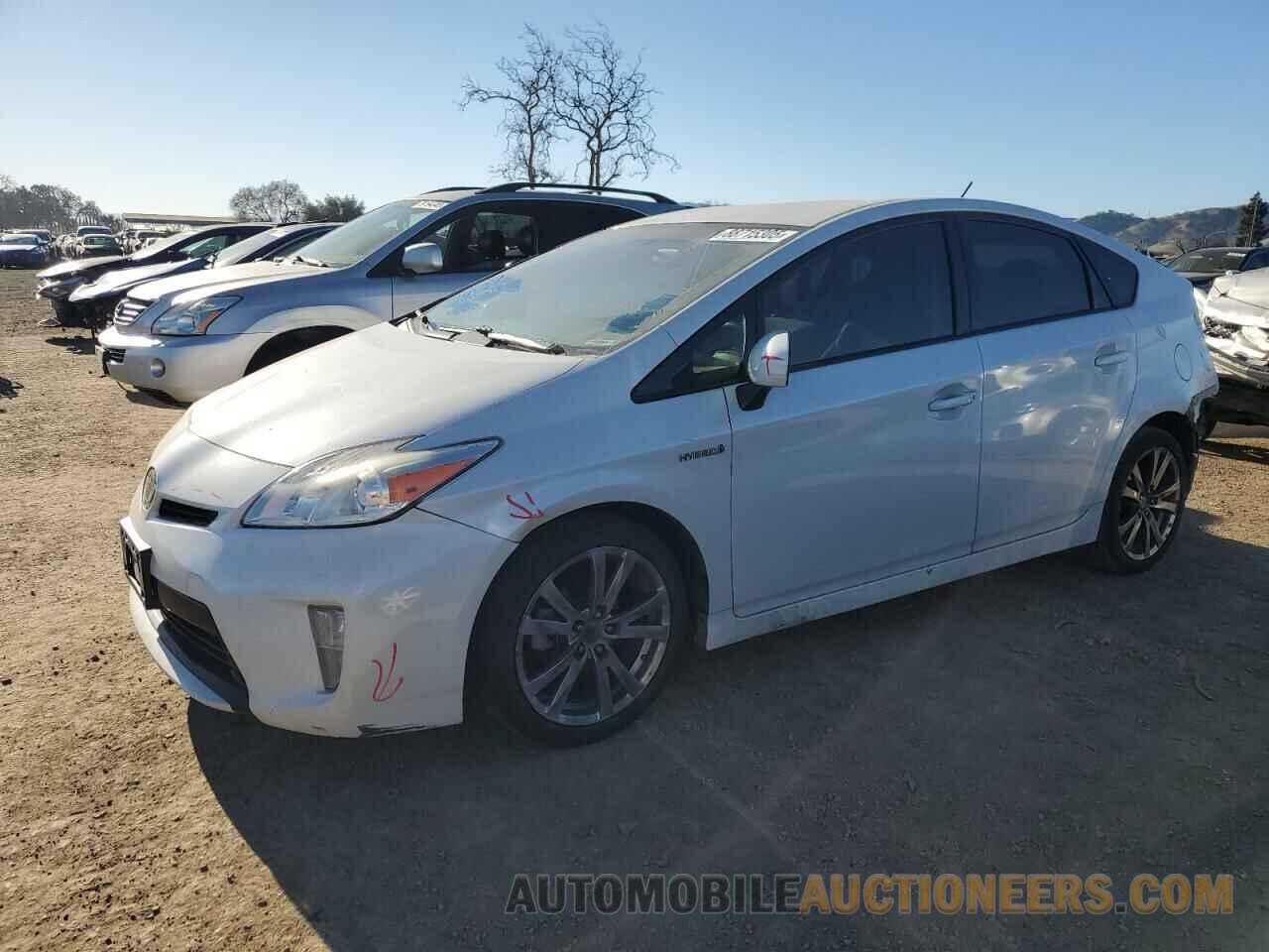 JTDKN3DU4F0411063 TOYOTA PRIUS 2015