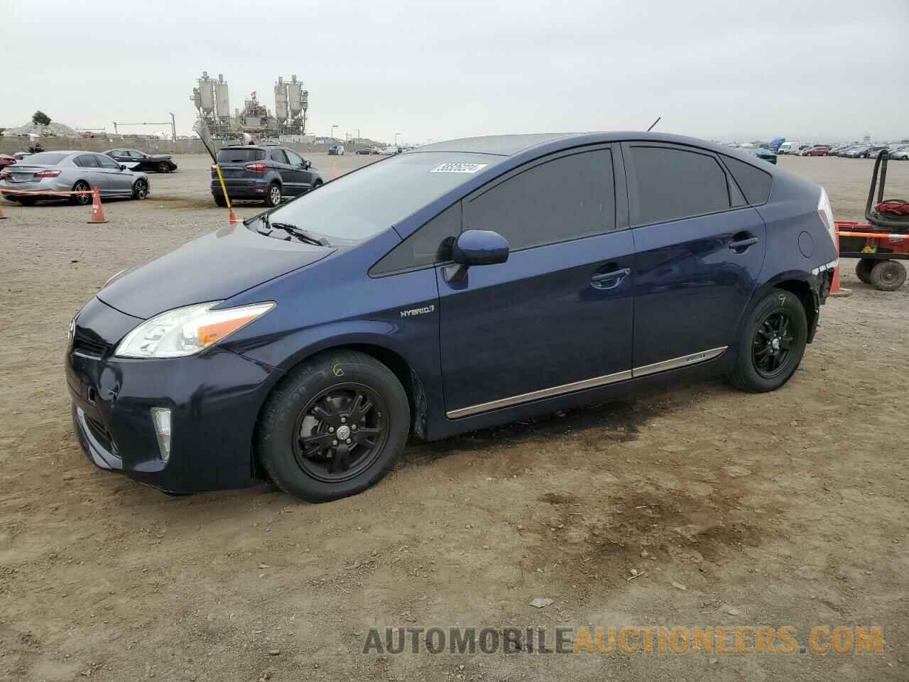 JTDKN3DU4F0413783 TOYOTA PRIUS 2015