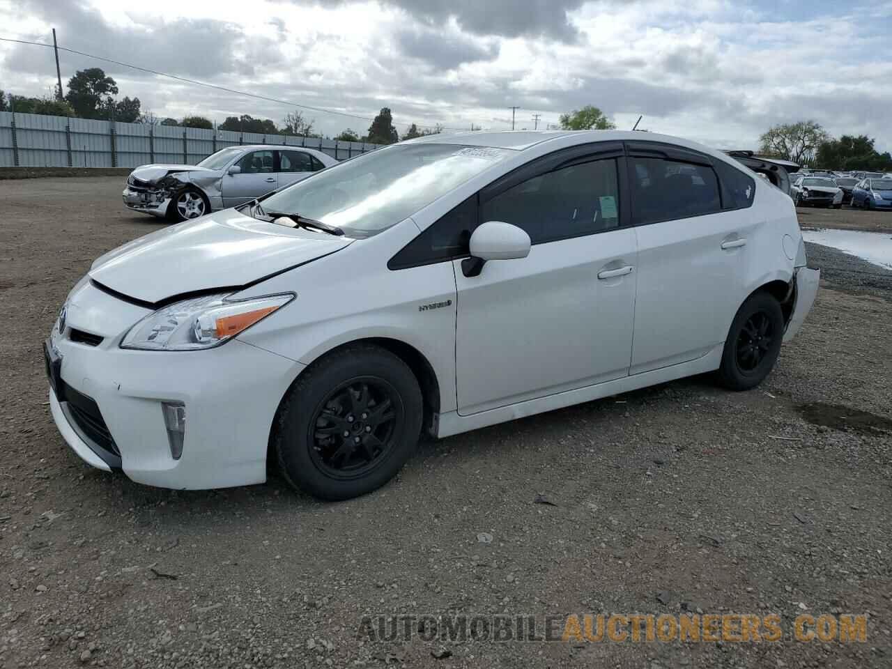 JTDKN3DU4F0414562 TOYOTA PRIUS 2015