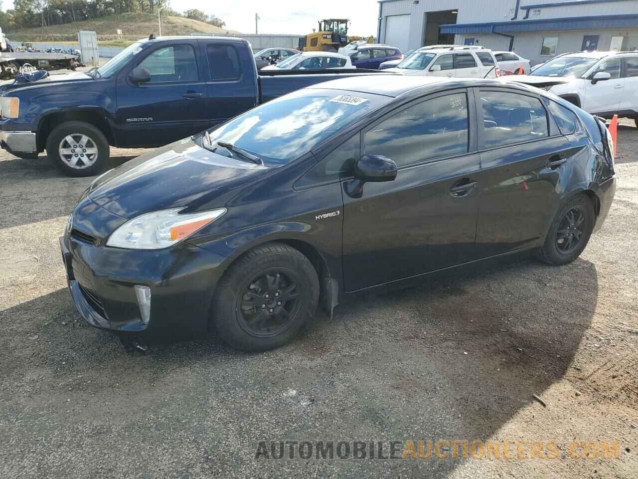 JTDKN3DU4F0423312 TOYOTA PRIUS 2015