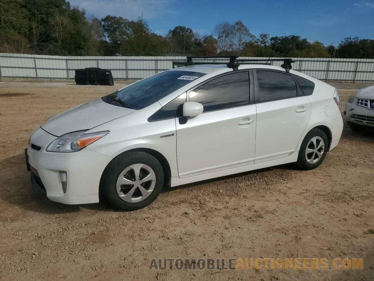 JTDKN3DU4F0423911 TOYOTA PRIUS 2015