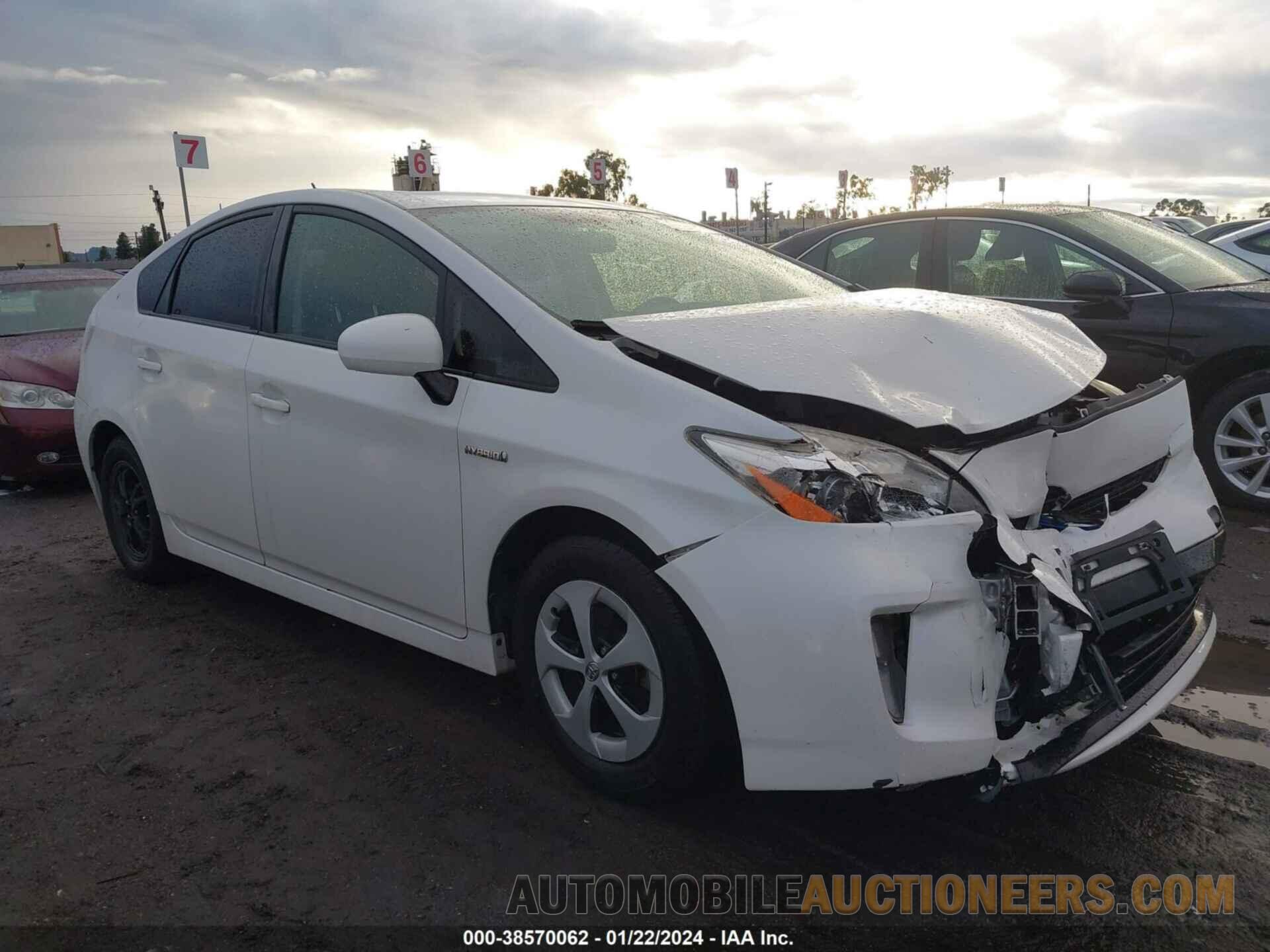 JTDKN3DU4F0431443 TOYOTA PRIUS 2015