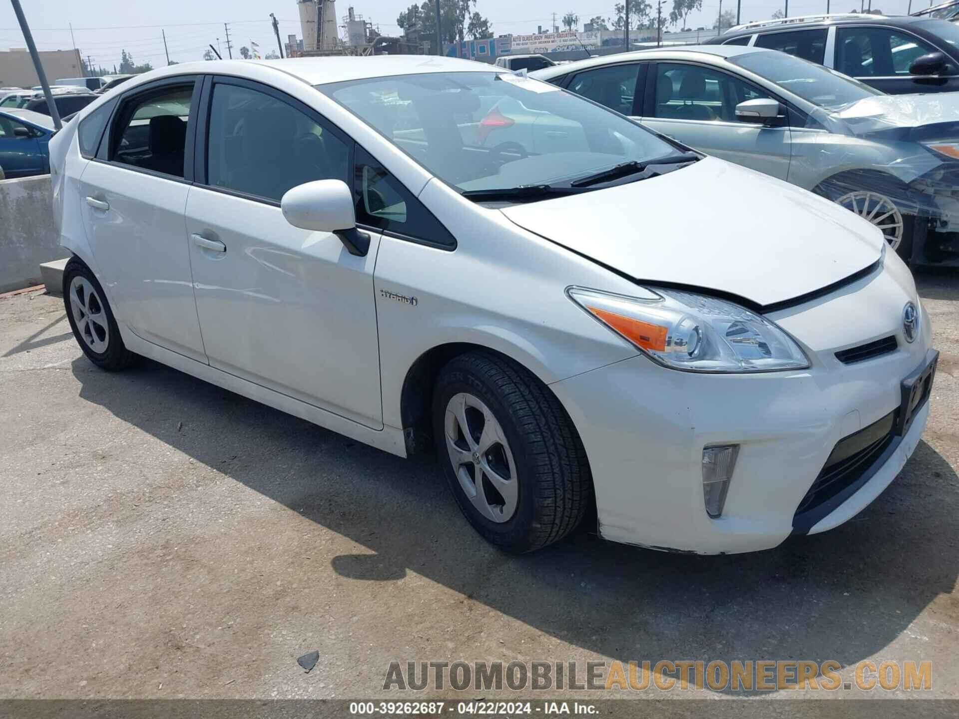 JTDKN3DU4F0433113 TOYOTA PRIUS 2015