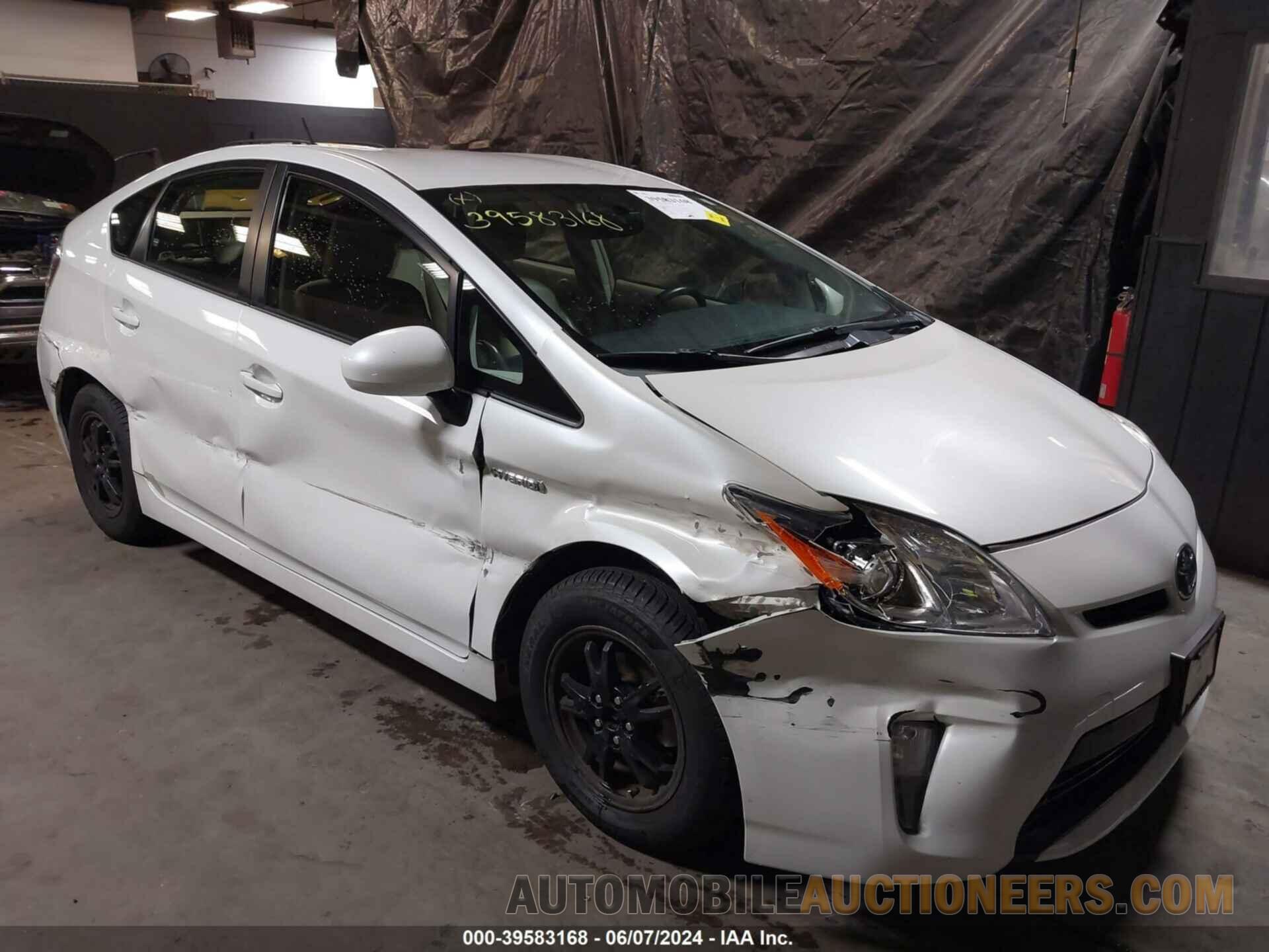 JTDKN3DU4F0439185 TOYOTA PRIUS 2015