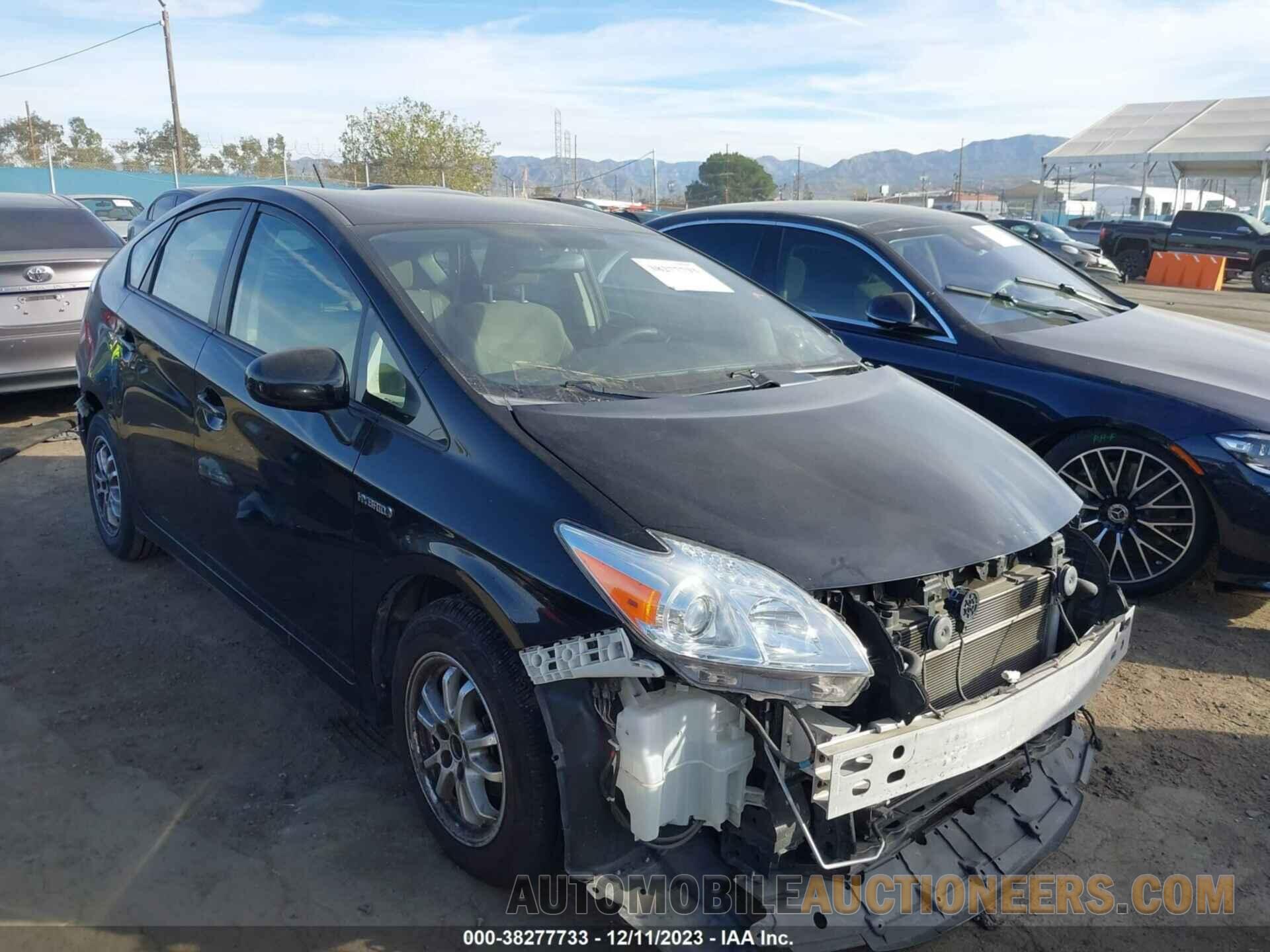 JTDKN3DU4F0445598 TOYOTA PRIUS 2015