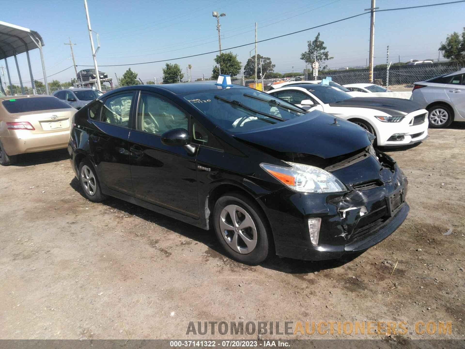 JTDKN3DU4F0447111 TOYOTA PRIUS 2015